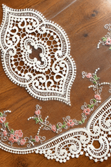 Table Runner - Net embroidery / Table centre