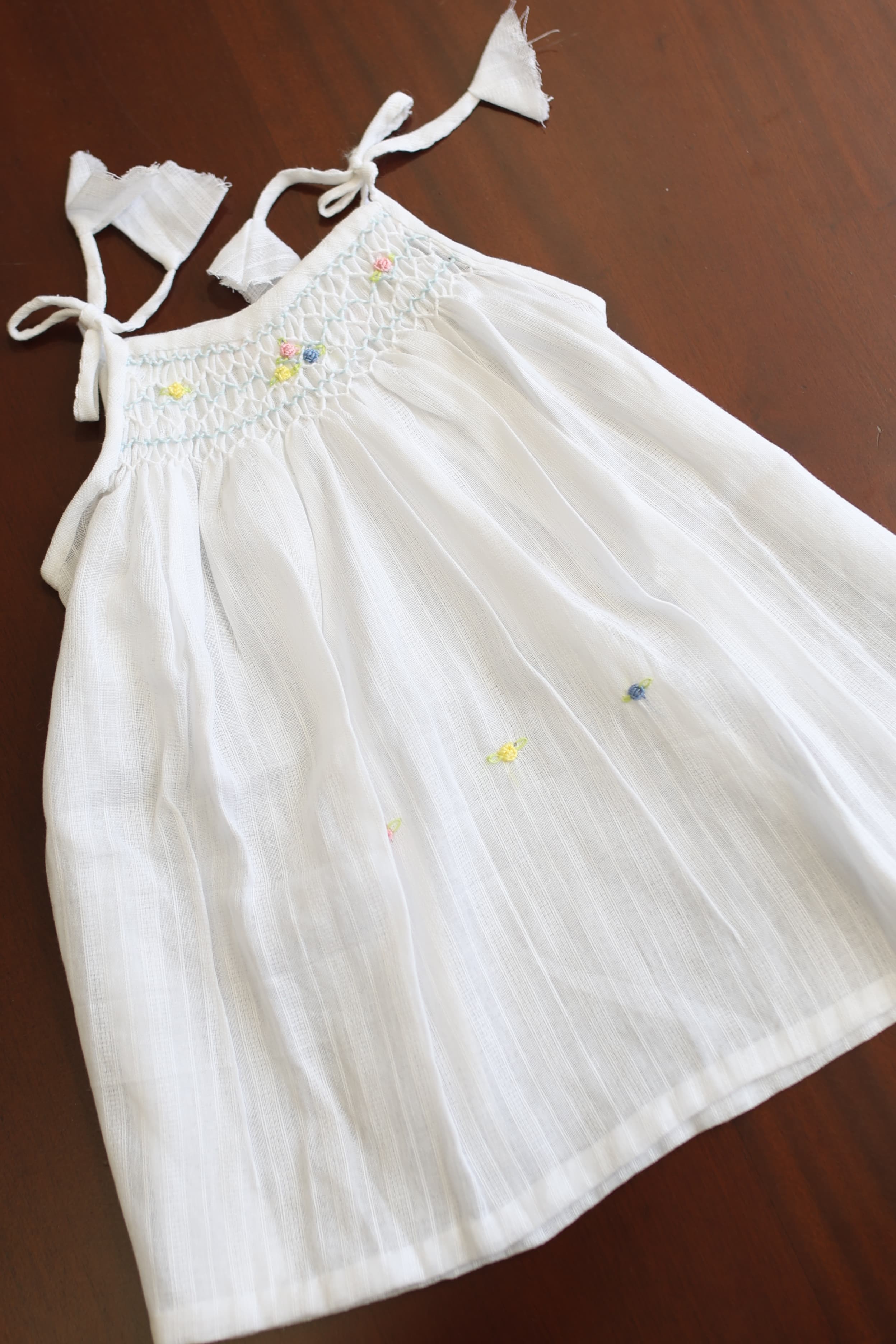 Kids smocked dress 6-10 month