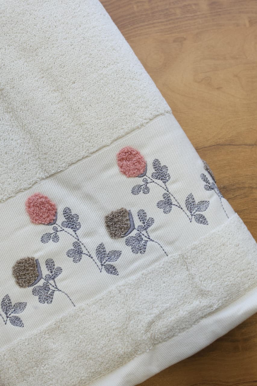 Premium Floral Embroidery  Bath Towel – Pastel stella