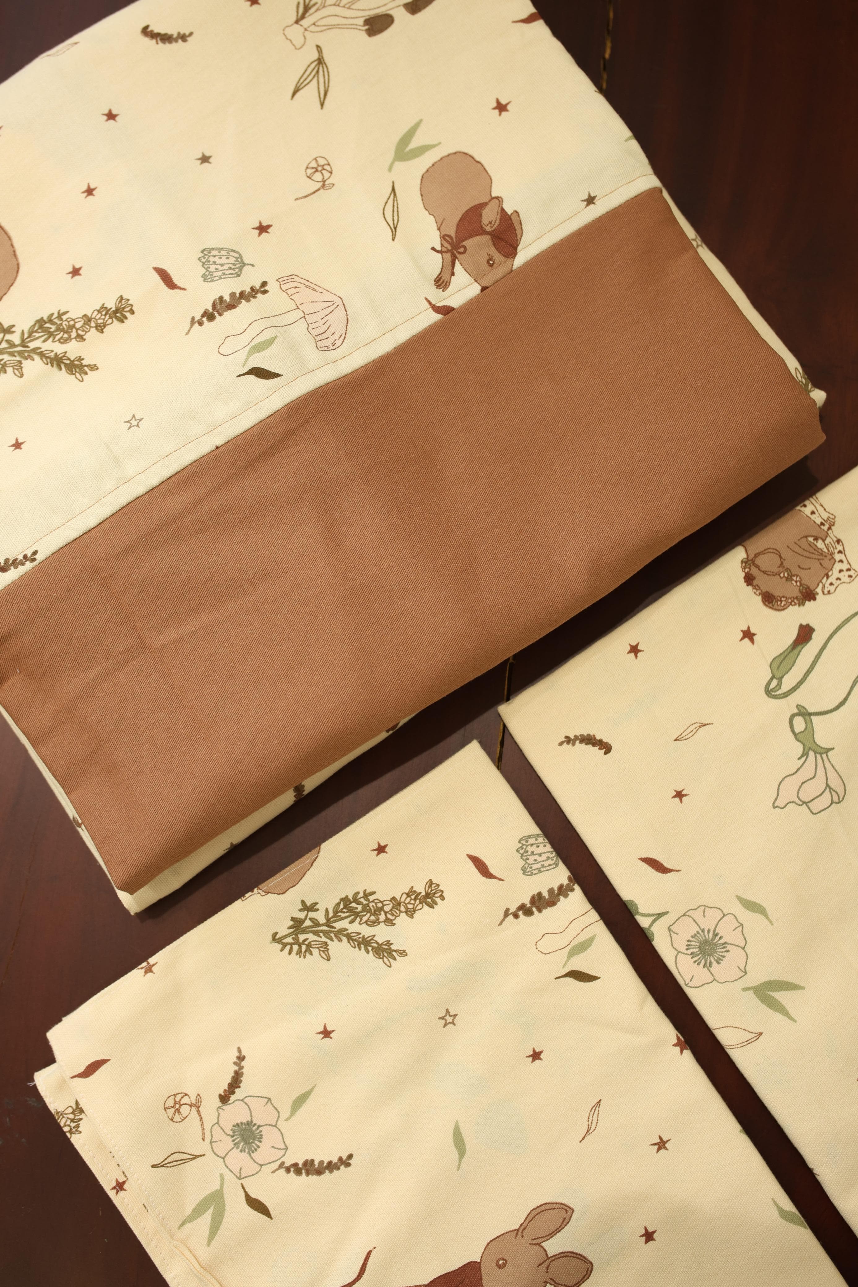 Bedsheets - King Daily use border bedsheets