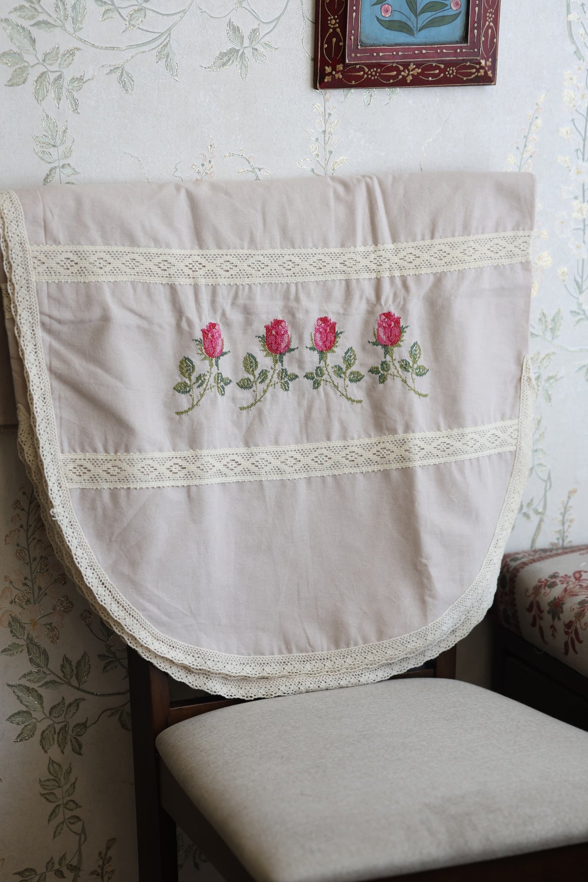 Chair / sofa back - cross stitch embroidery 3+1+1