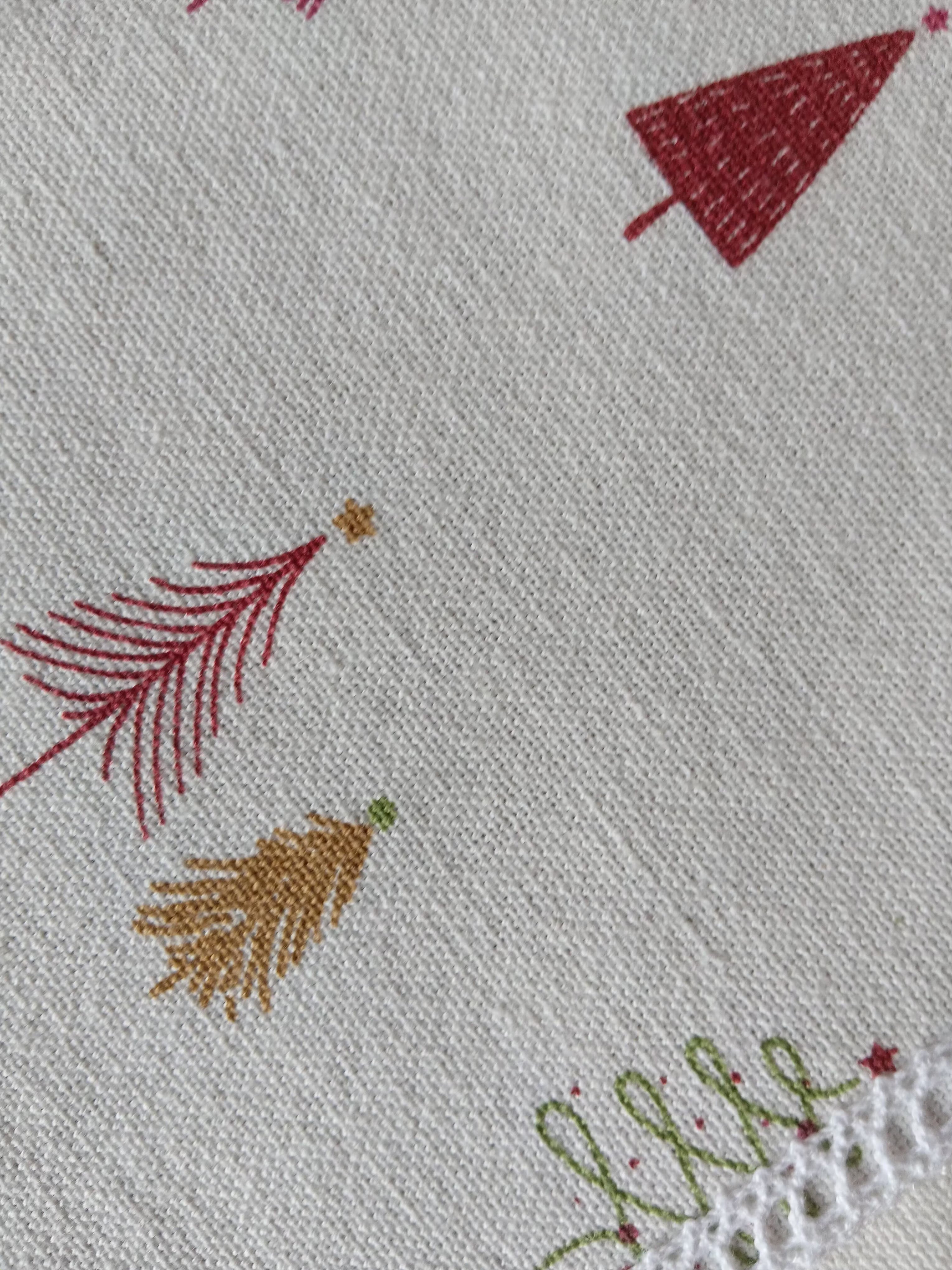 Table runners-8 seater