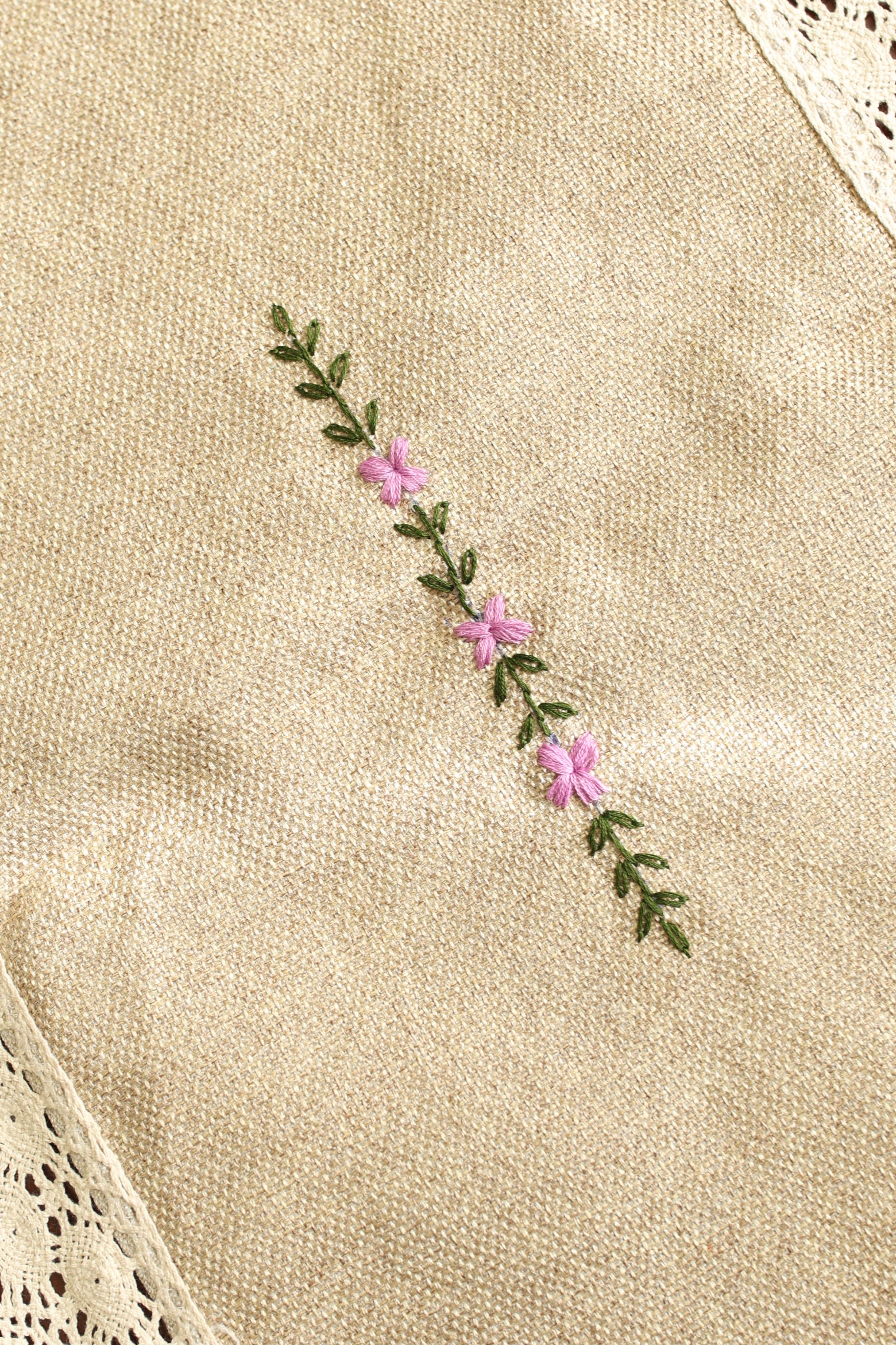 Table runners - Embroidery runner 84*14 inches
