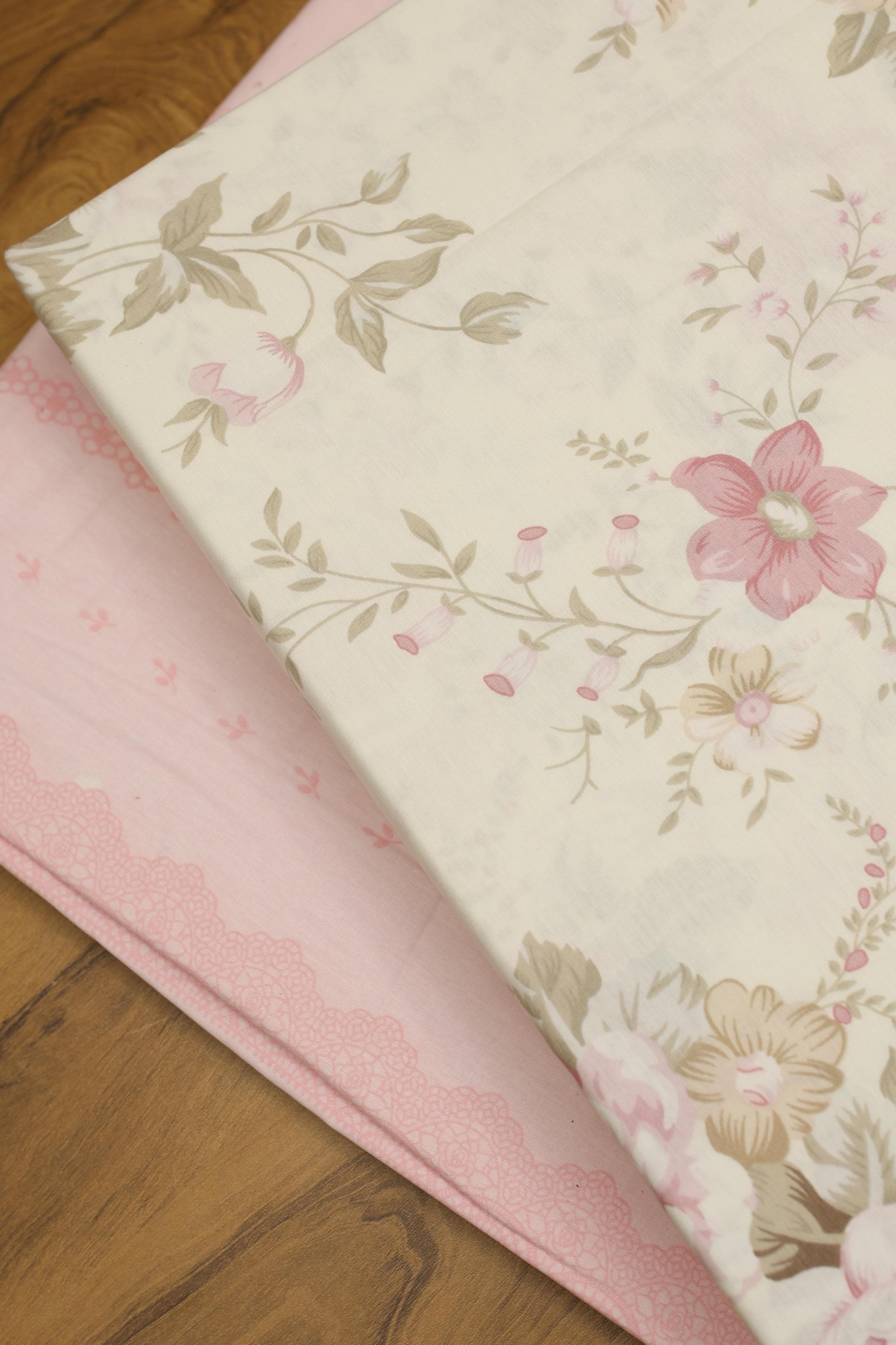 Bedsheets - Queen Soft cotton floral bedsheets (buzz)