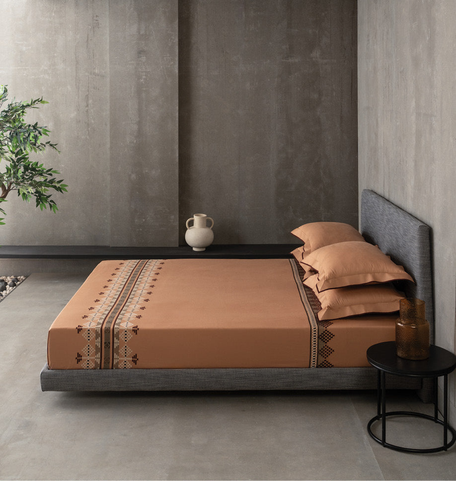 Bedsheets - King Premium machine embroidery bedsheets sansaar