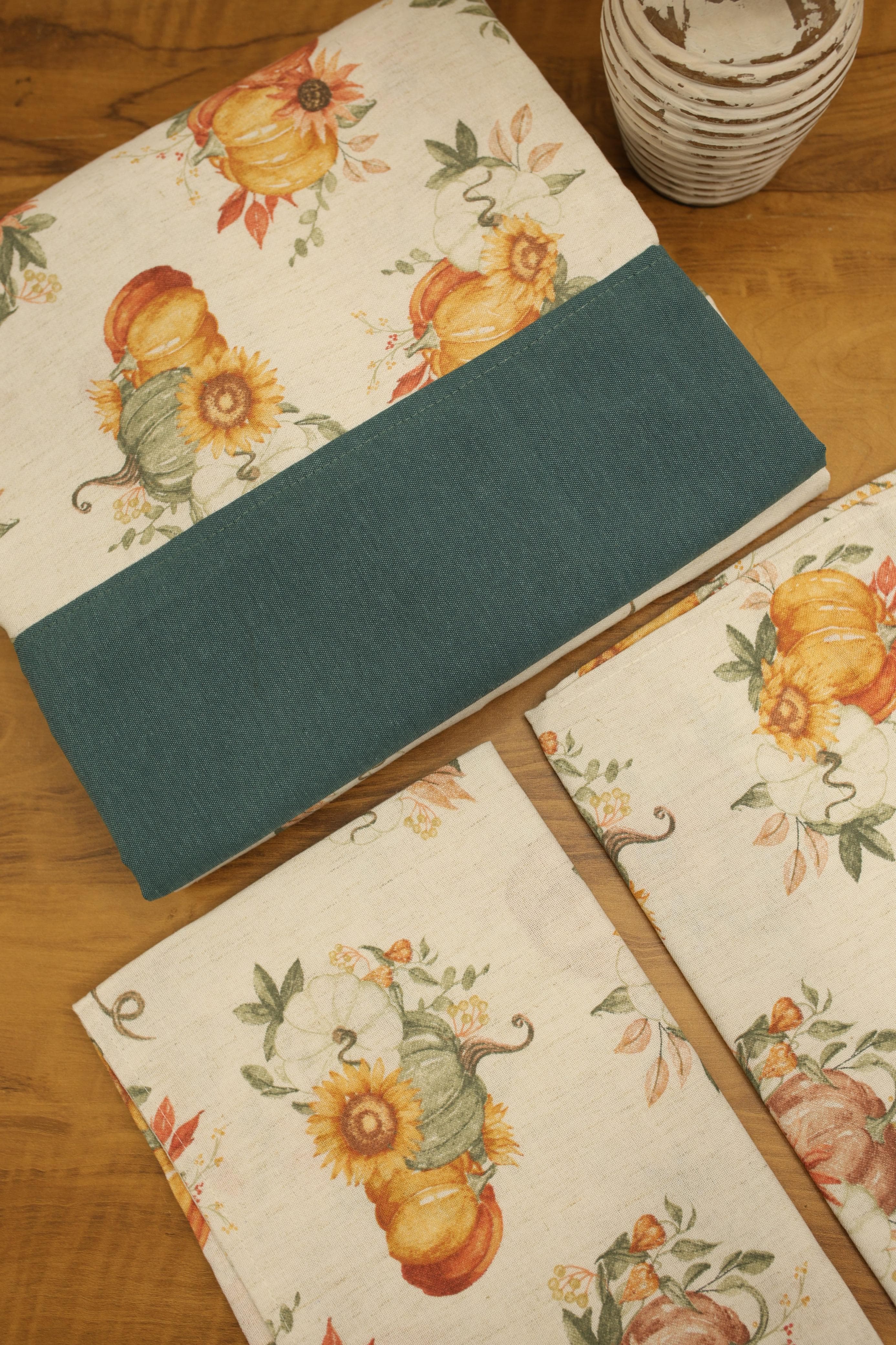 Bedsheets - King daily use border bedsheets