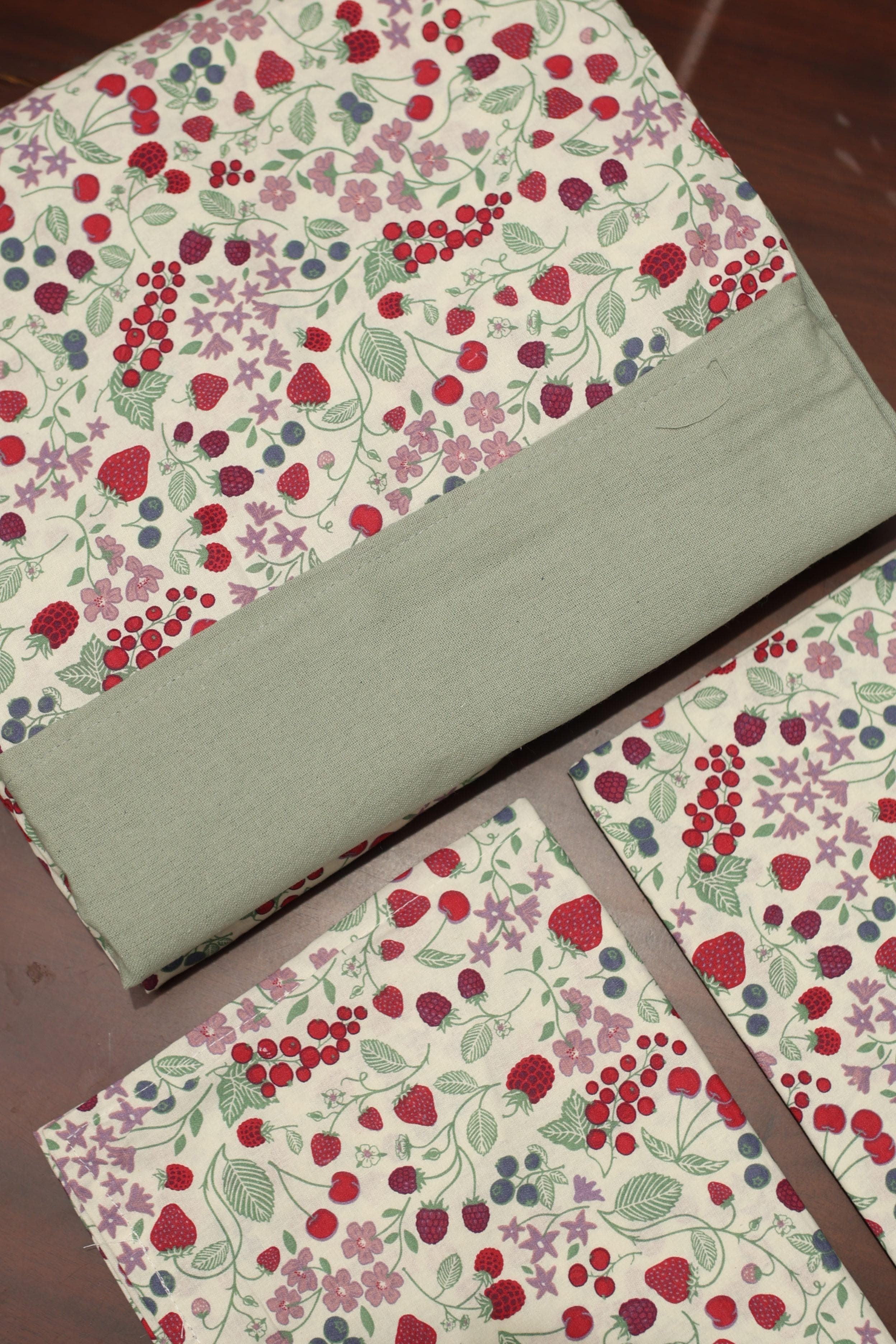 Bedsheets - King Daily use border bedsheets