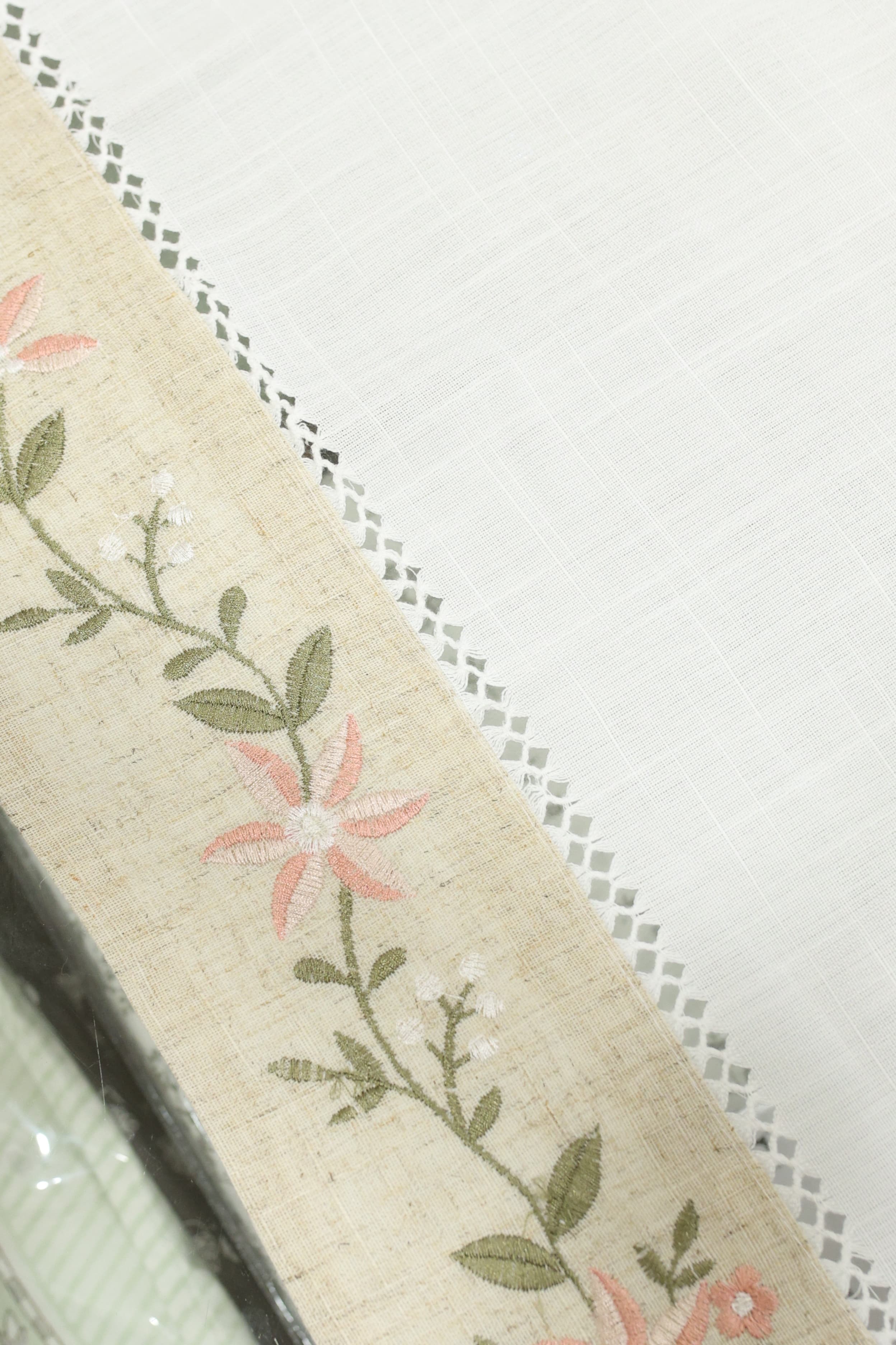 Floral Embroidery White 6 - Seater Tablecloth (60x90 Inches)