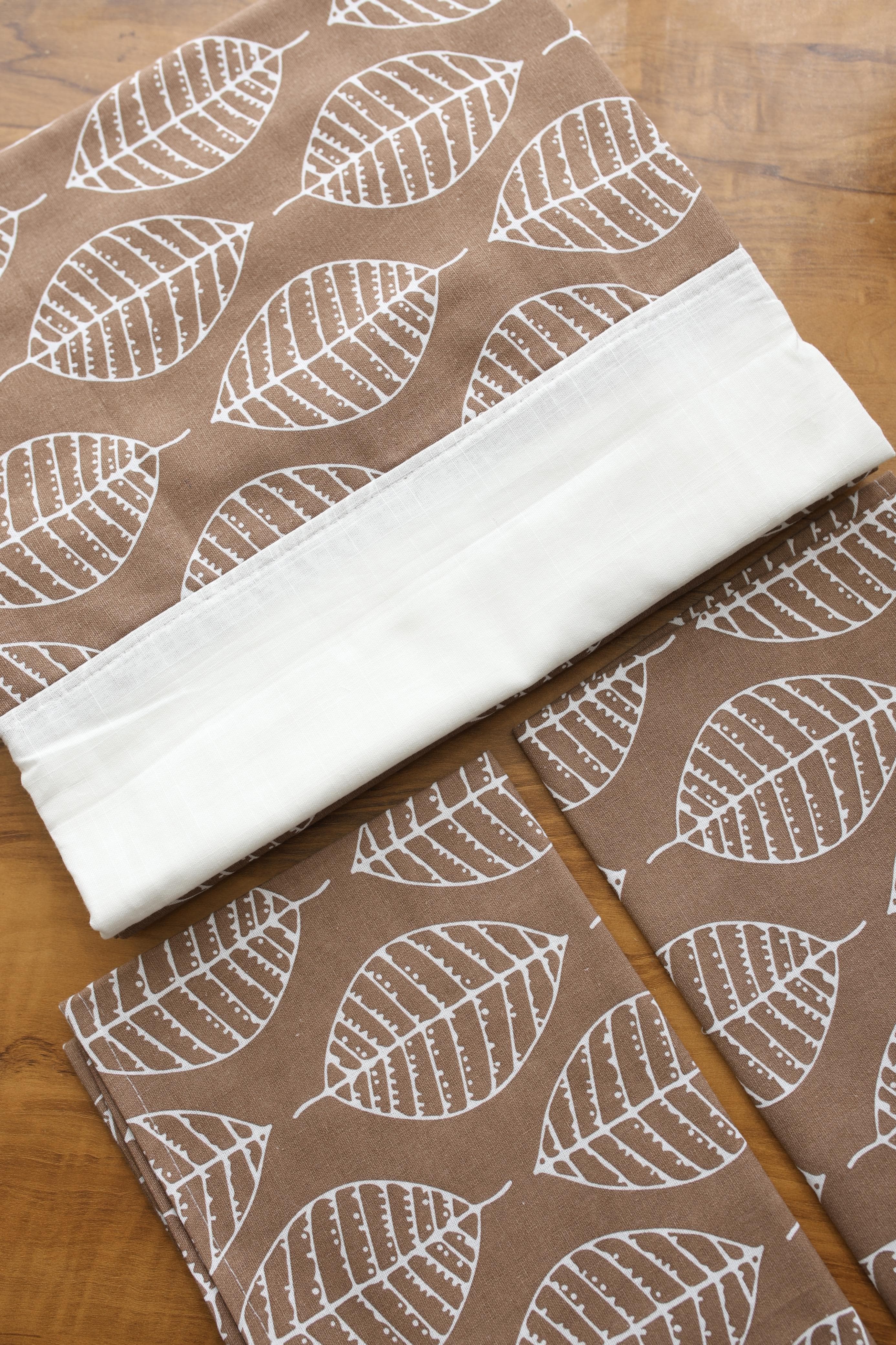 Bedsheets - Queen daily use border bedsheets