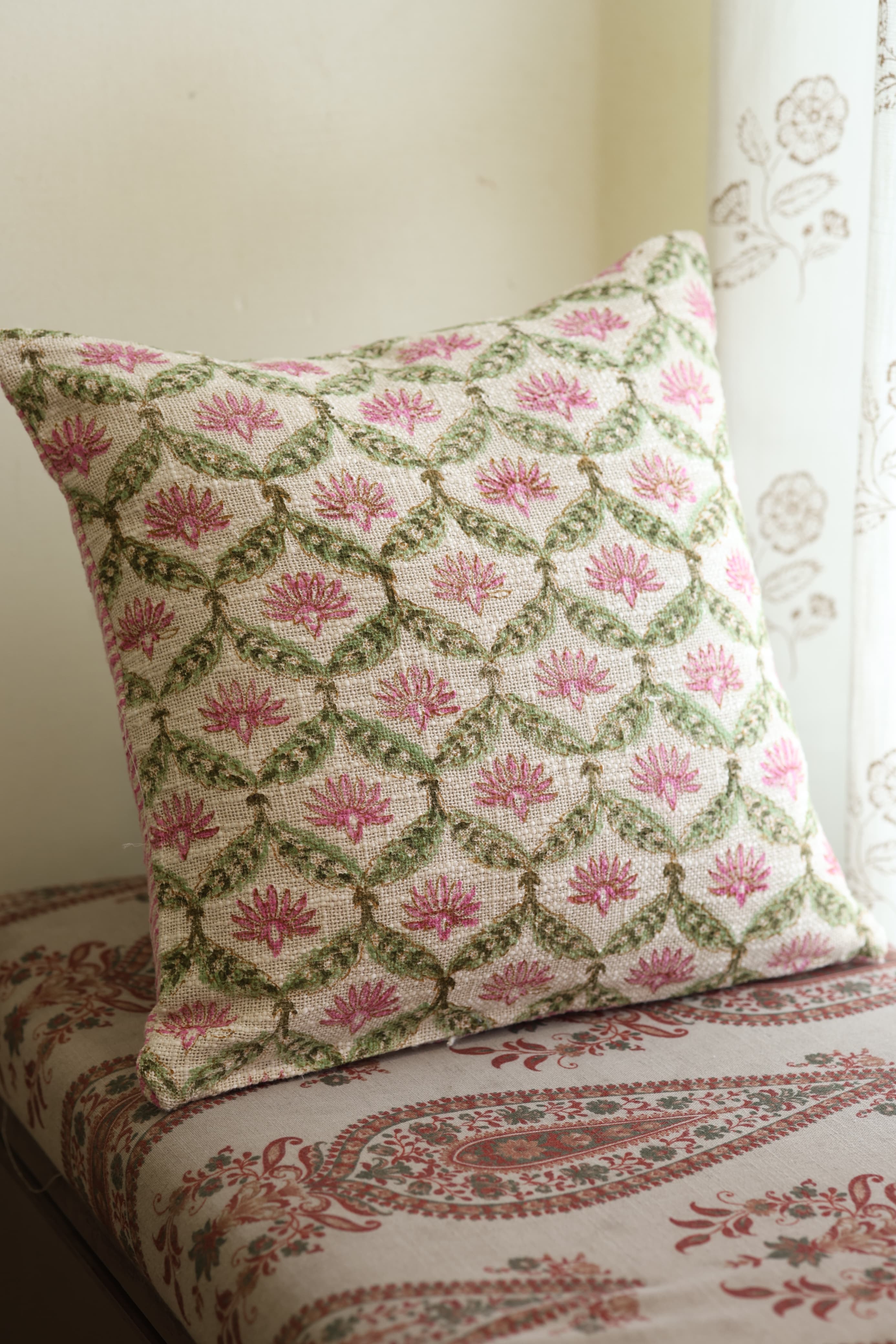 Cushion covers - jute cushion covers Size : 16*16 Inches