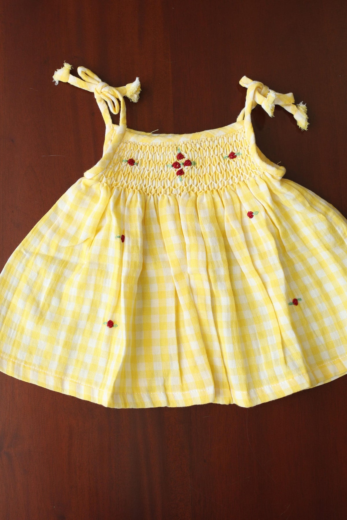 Kids smocked dress 0-3 month