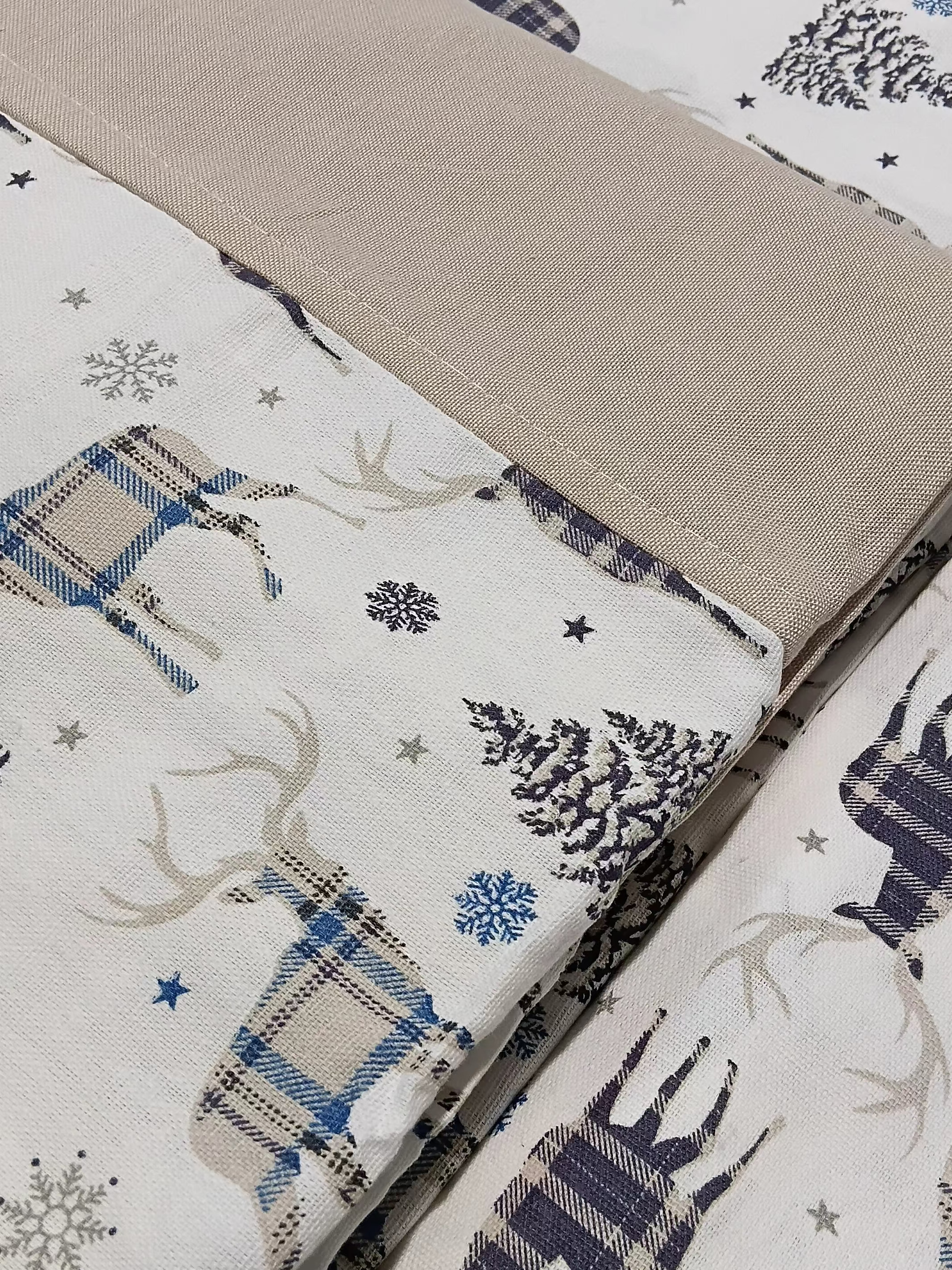Bedsheets-King Daily use border bedsheets