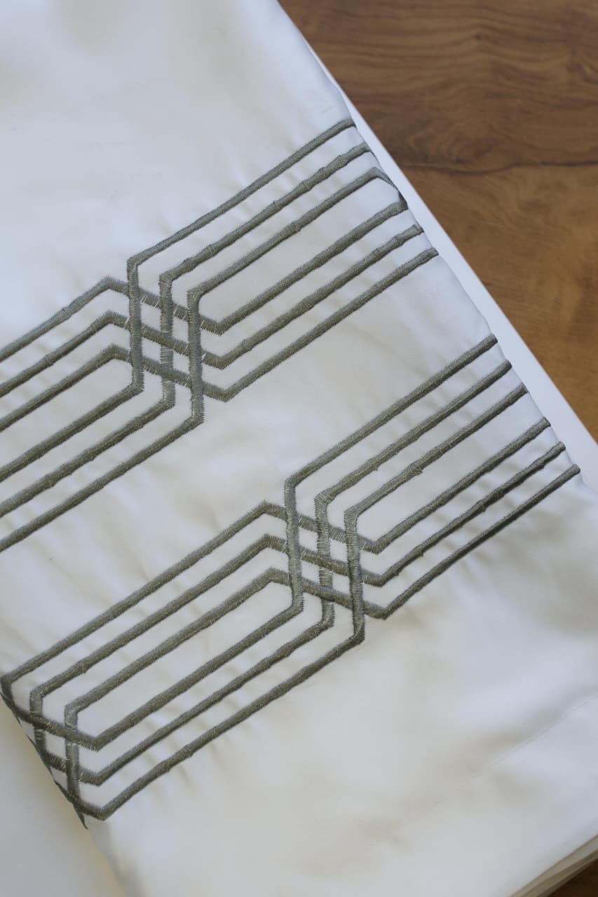 Onam Bedsheets - Essential Queen size bedsheet