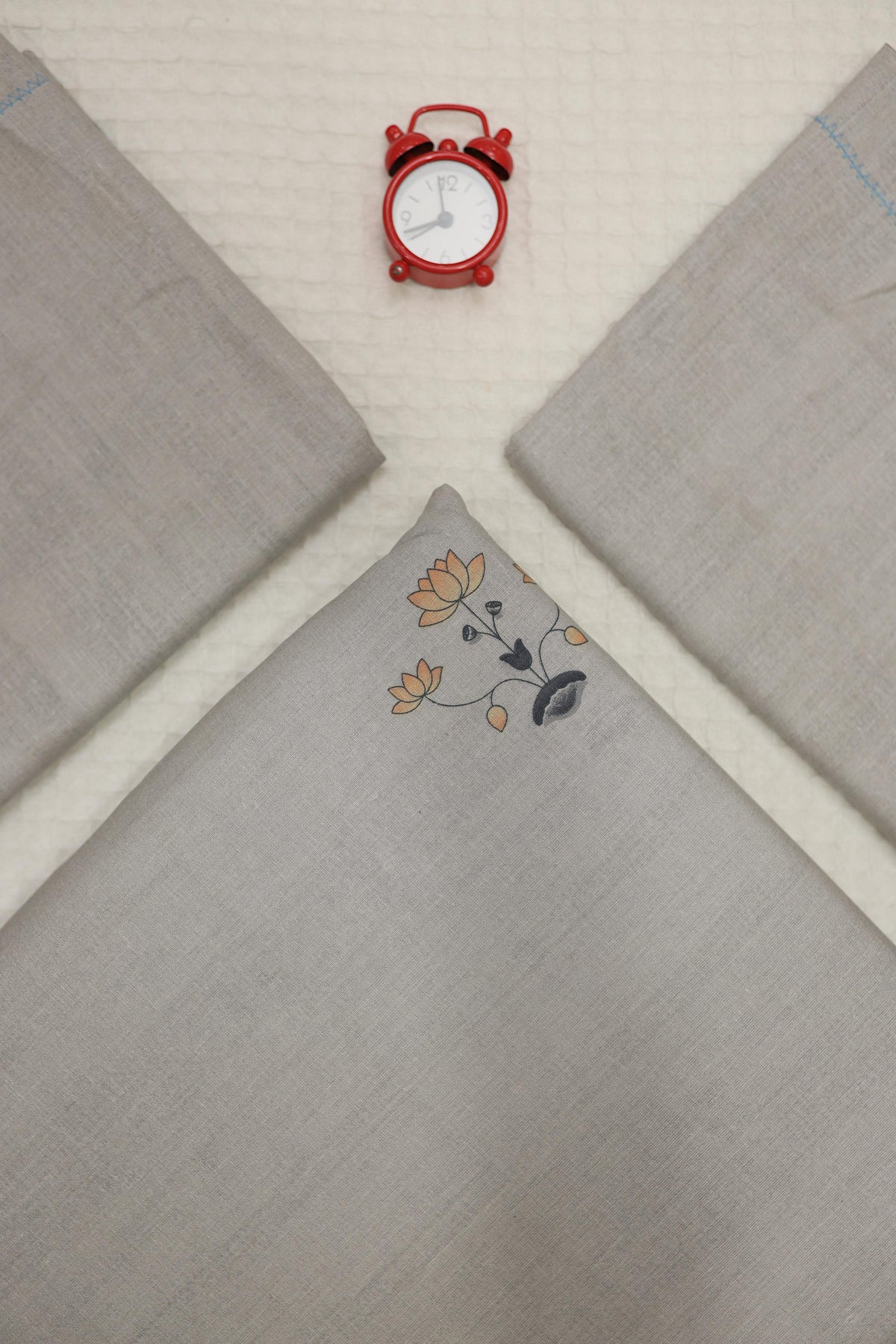 Bedsheets-Premium king soft cotton bedsheets screen print