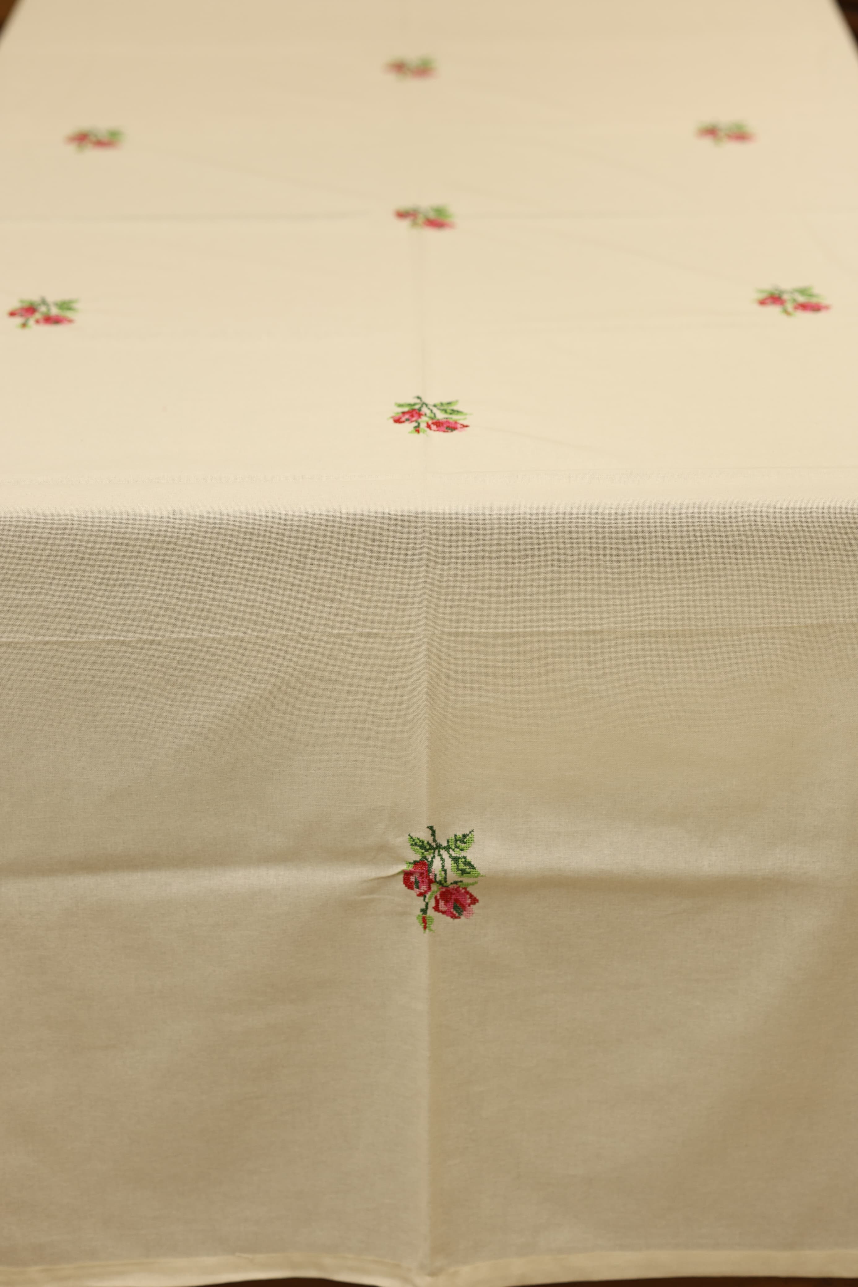 Table cloth - 6 seater cross stitch embroidery