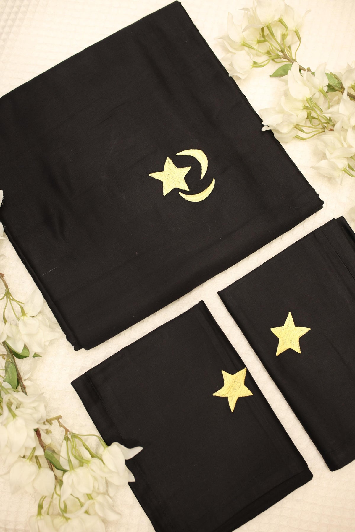 Bedsheet- Queen machine embroidery