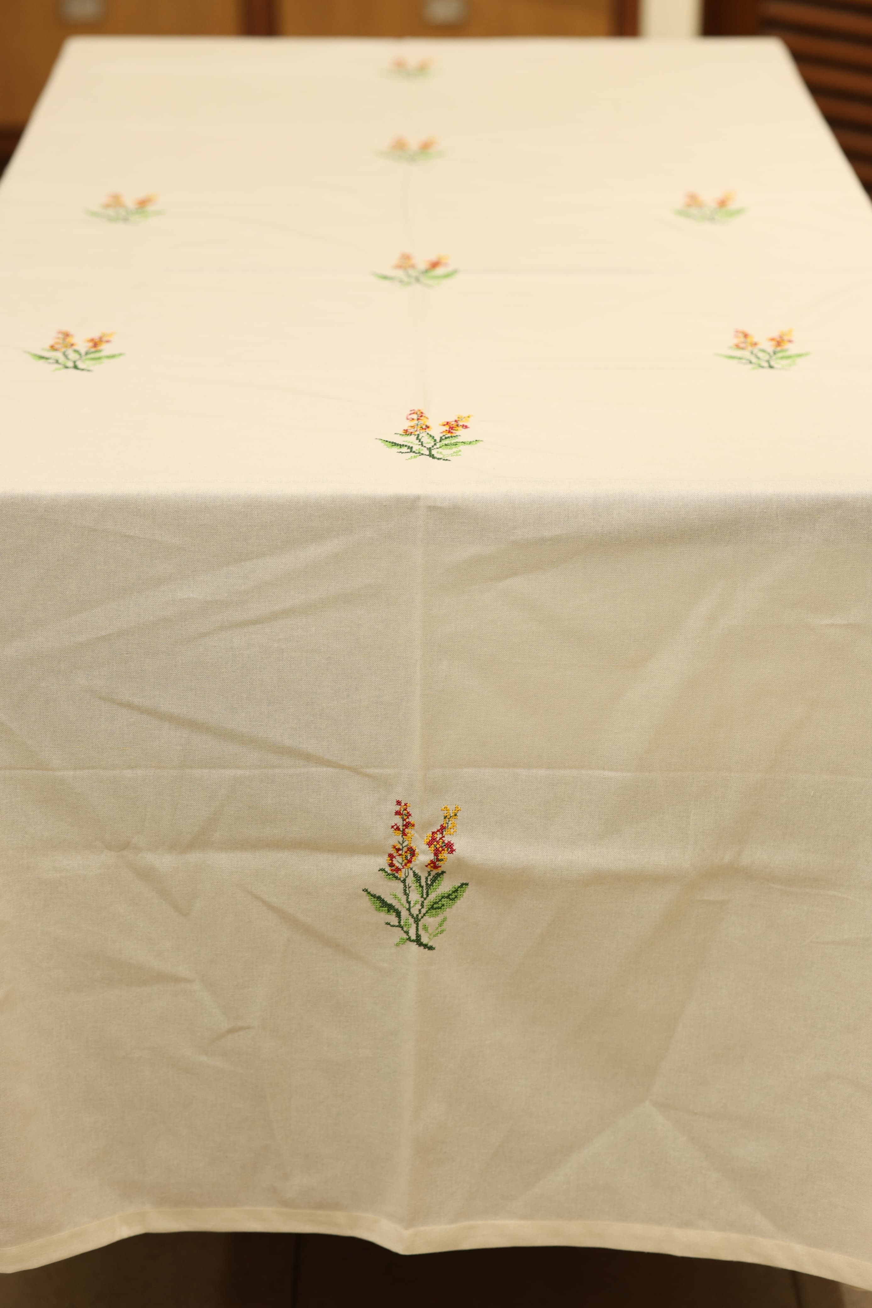 Table cloth - 6 seater cross stitch embroidery
