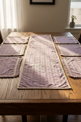 Sale: Runner/placemats Set
