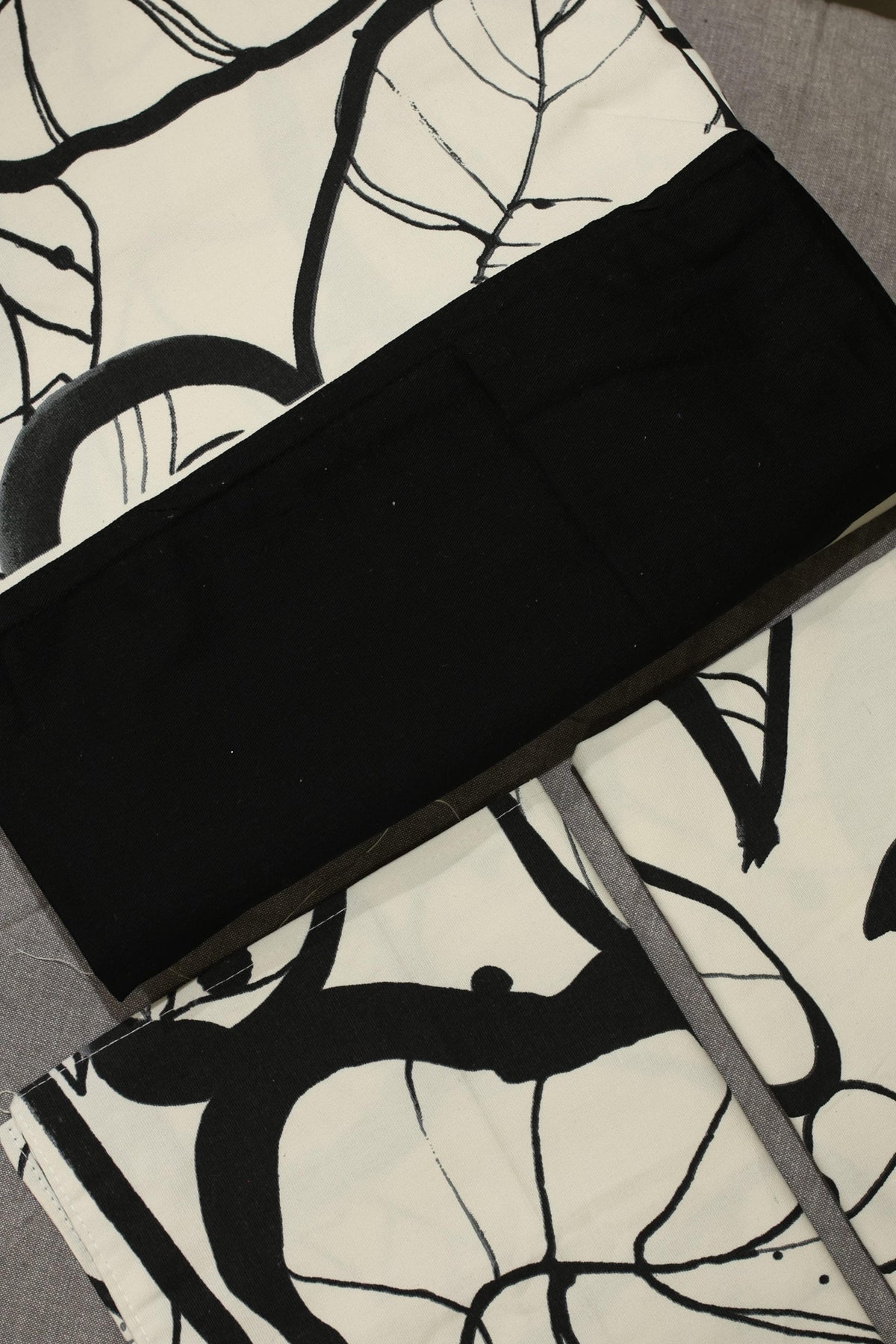 Bedsheets - King Daily use border bedsheets