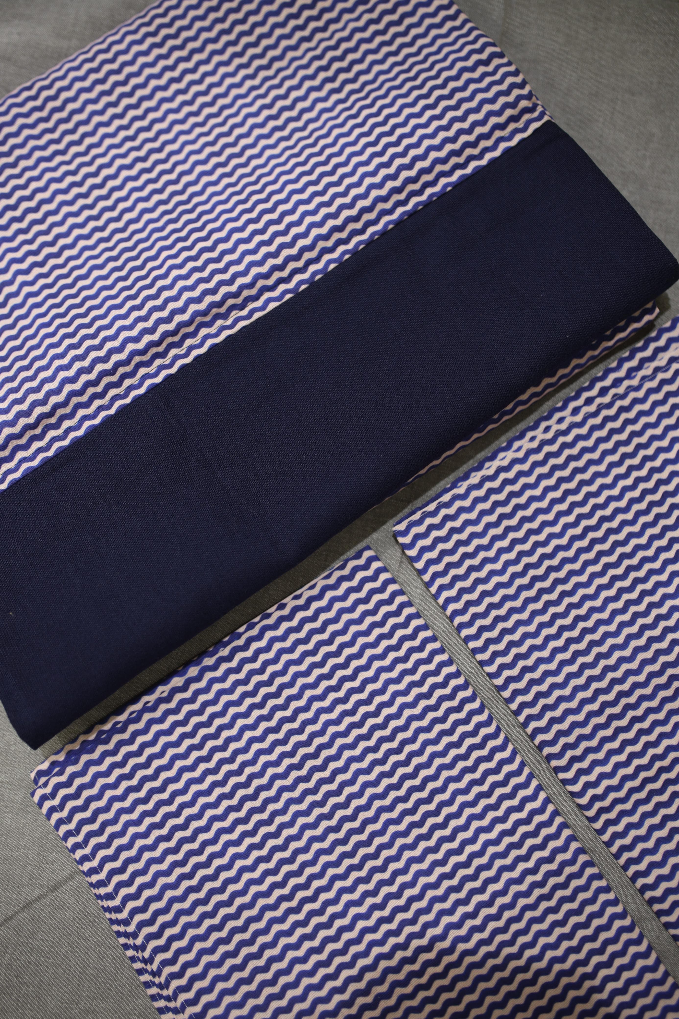 Bedsheets - Queen daily use border bedsheets