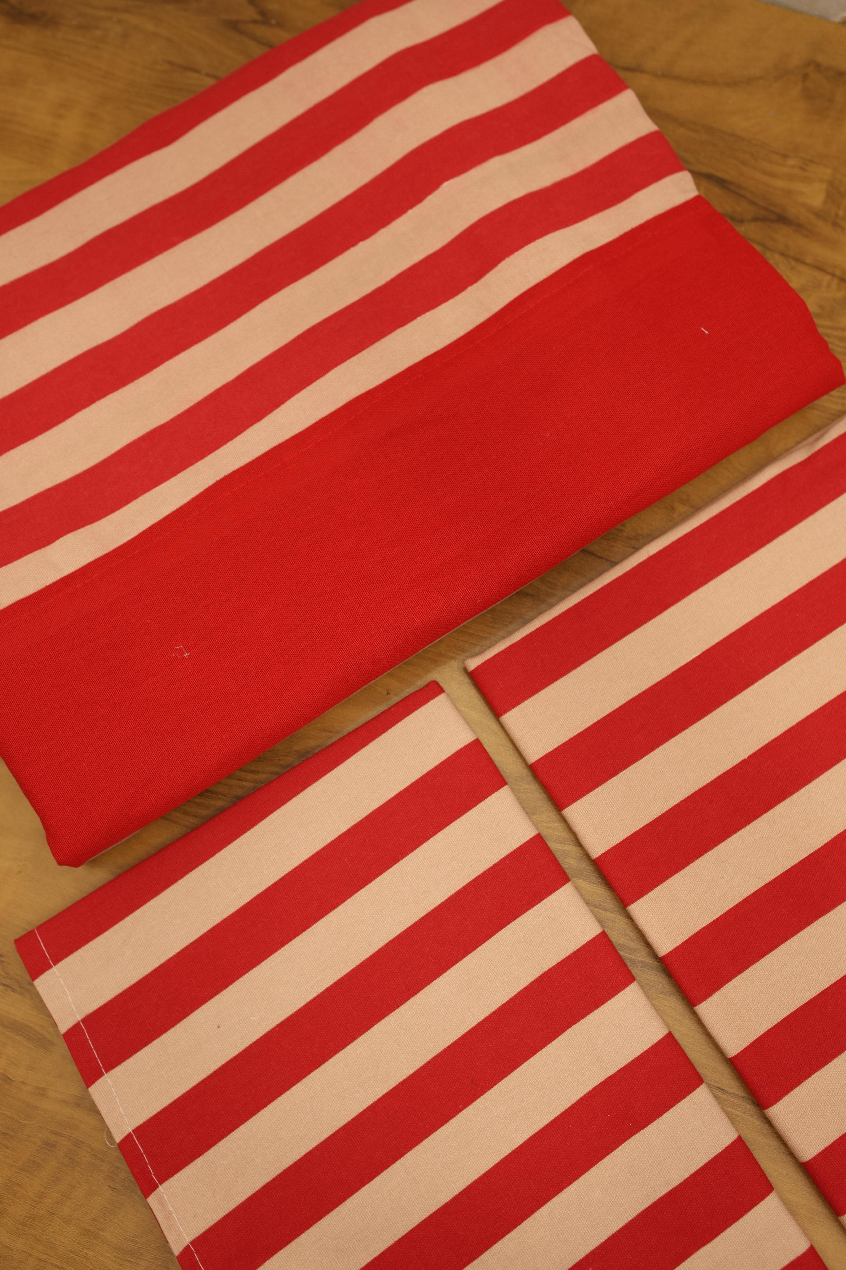 Bedsheets - Queen daily use border bedsheets