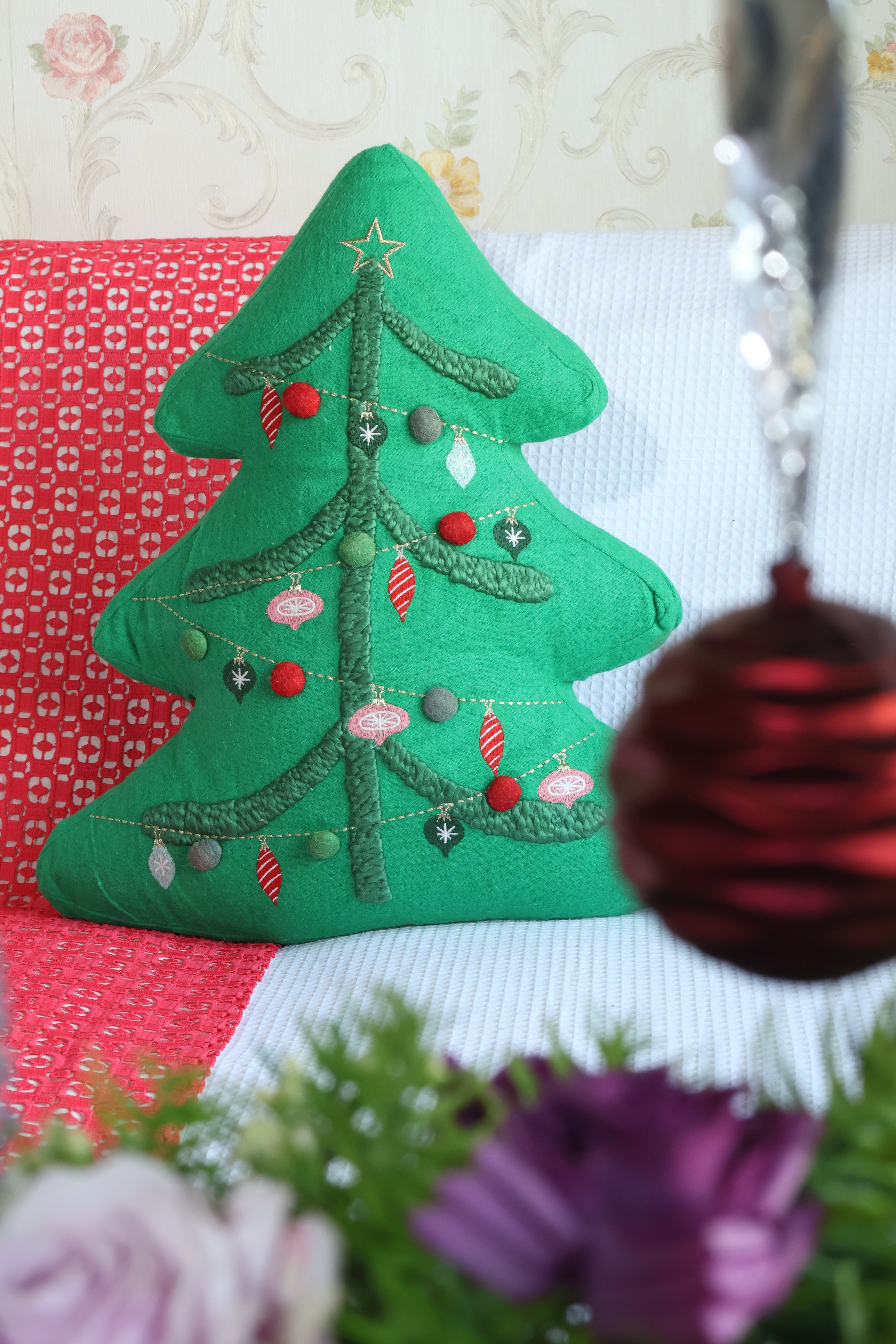 Cushion with Cushion covers:Xmas edition