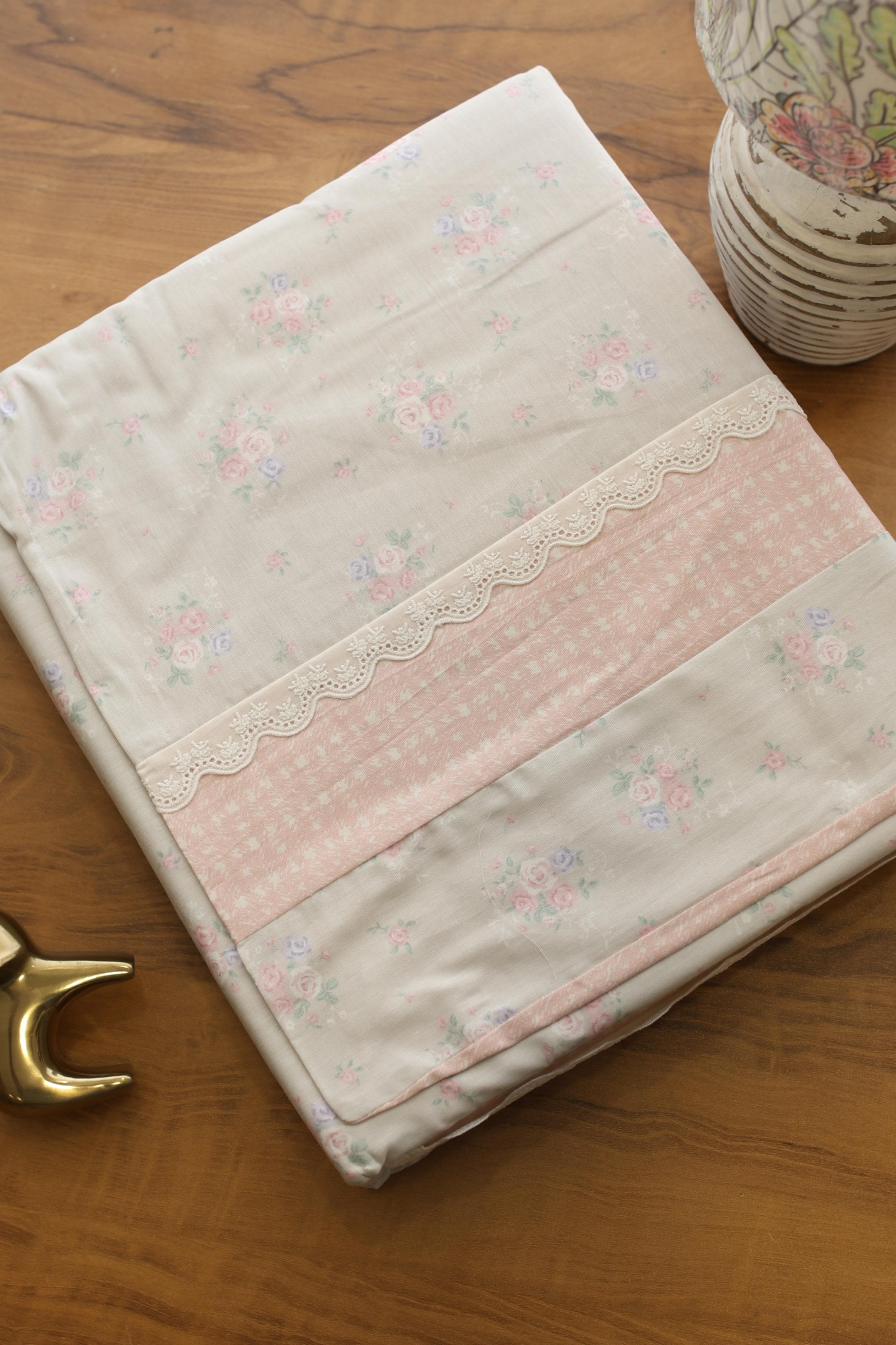 Bedsheets - Premium King cotton lace bedsheets majestic