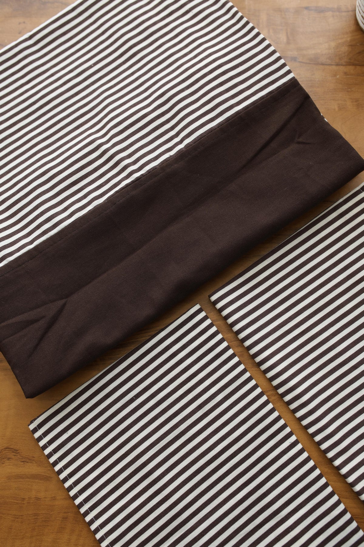 Bedsheets - Queen daily use border bedsheets