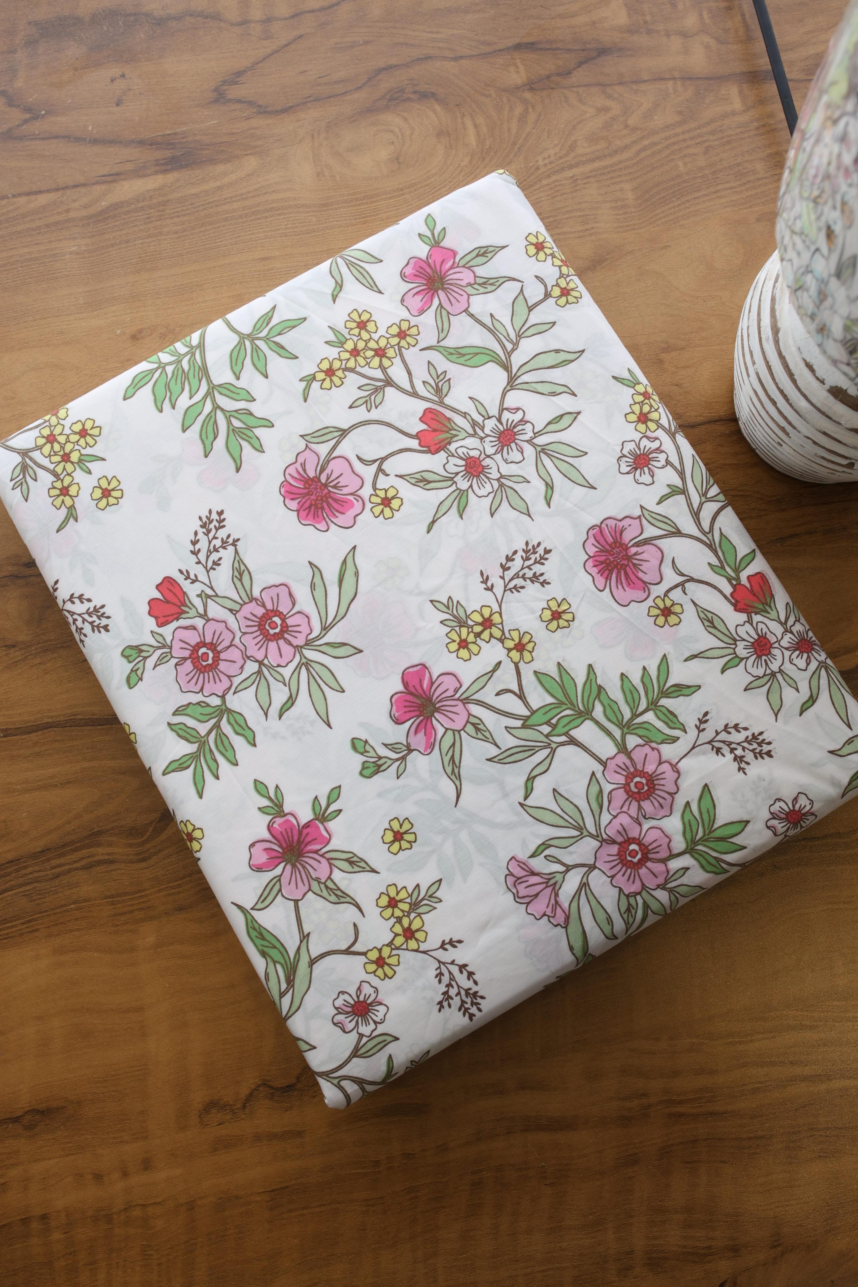 Bedsheets - Queen soft cotton floral bedsheets Vintana