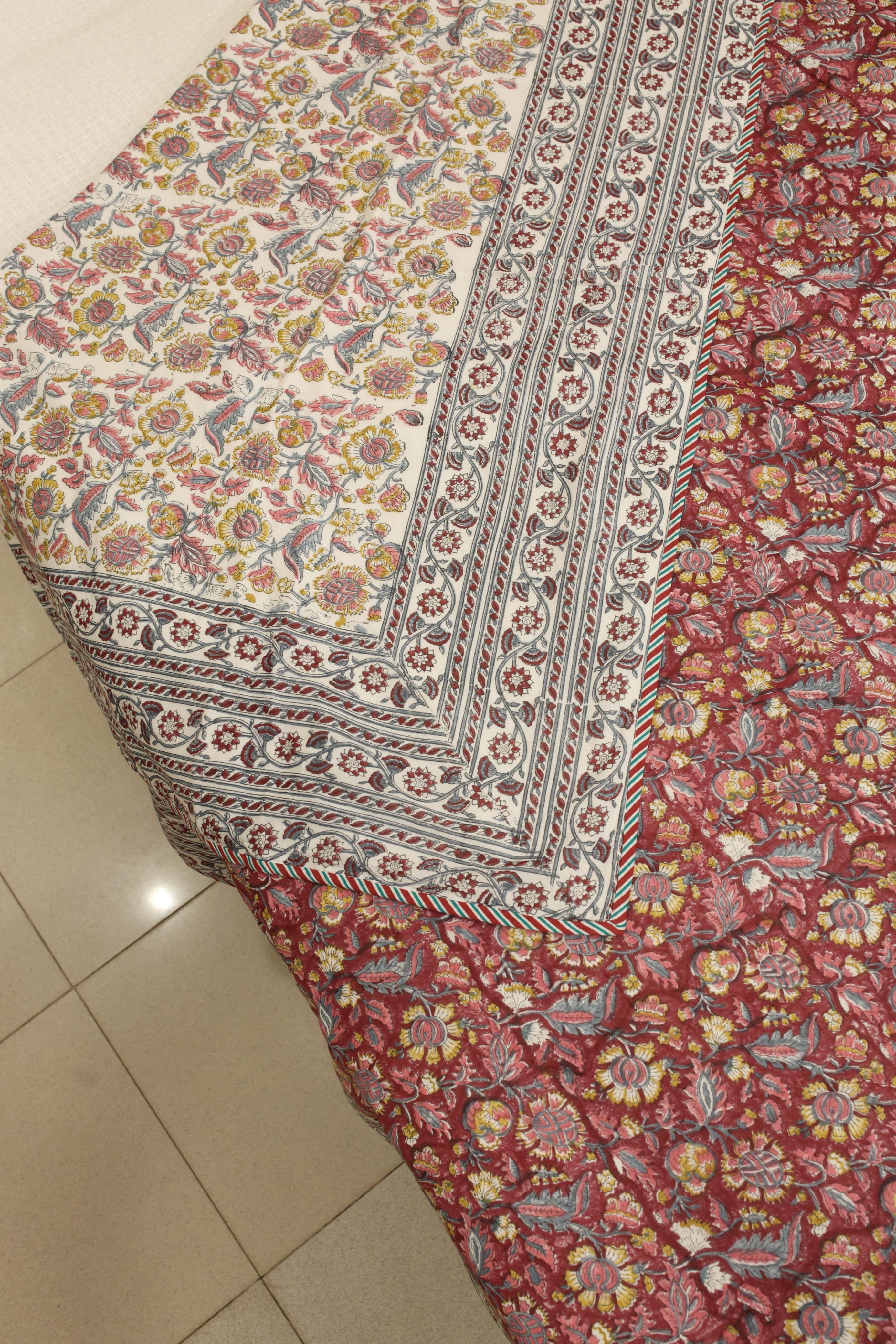 Double dohar / Blanket - Mughal handblock print