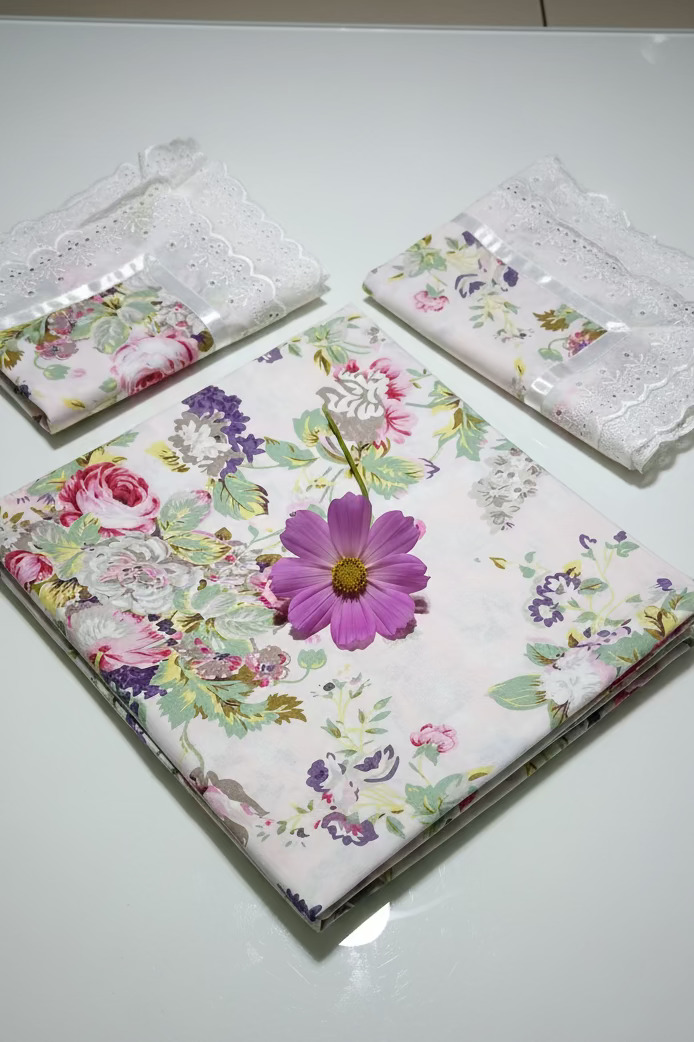 Bedsheets - King anokhi print lace bedsheets