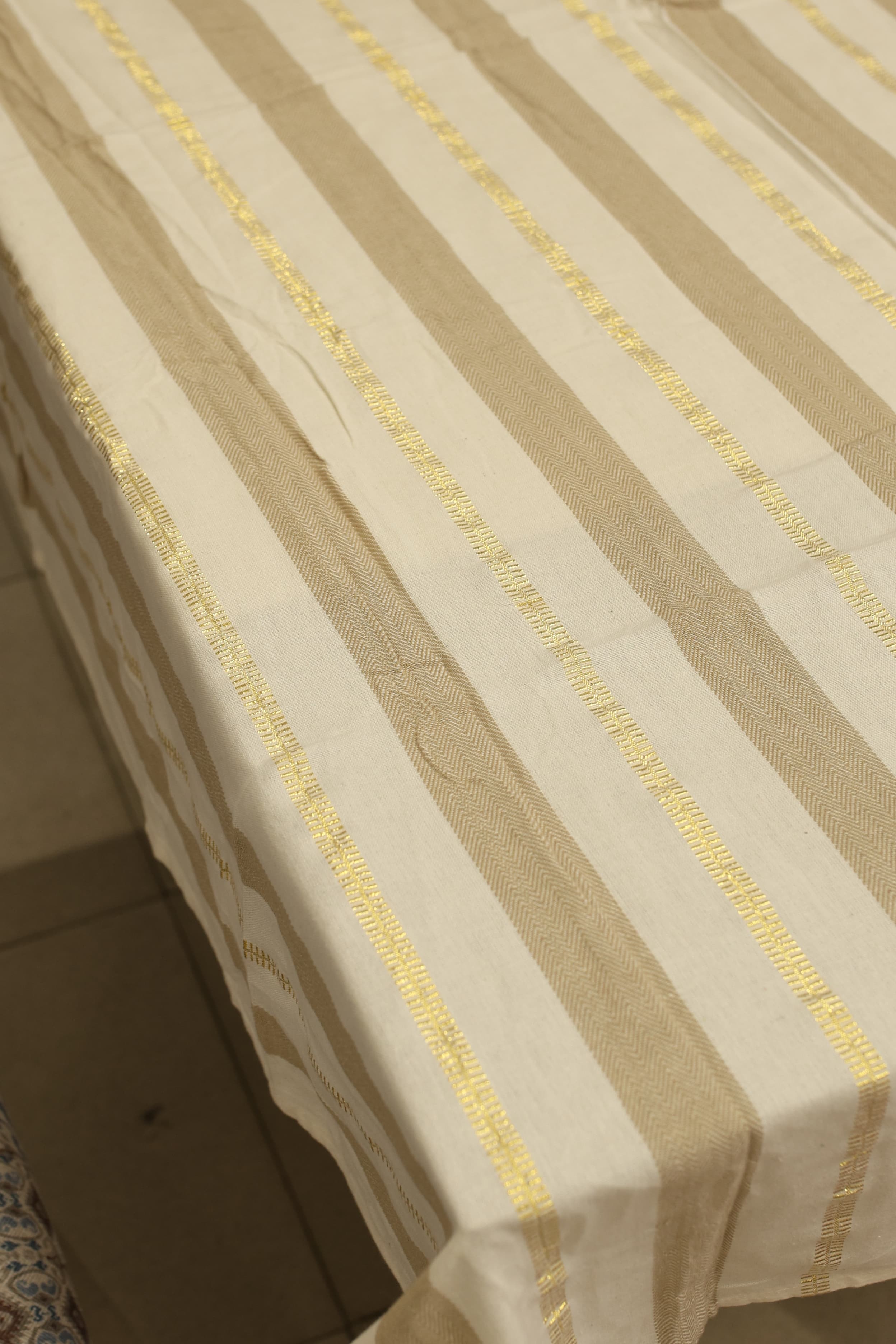 Table cloths - 6 seater Xmas edition