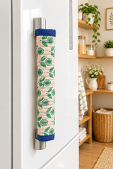 Fridge door holder