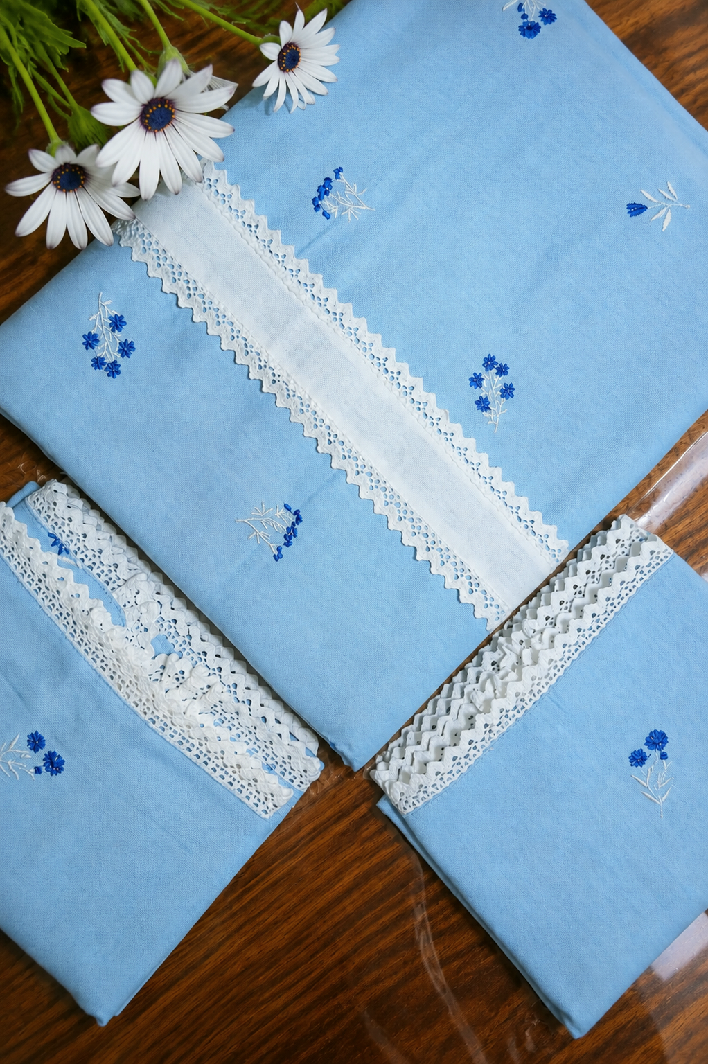 Bedsheets - King premium machine embroidery bedsheets (light blue)