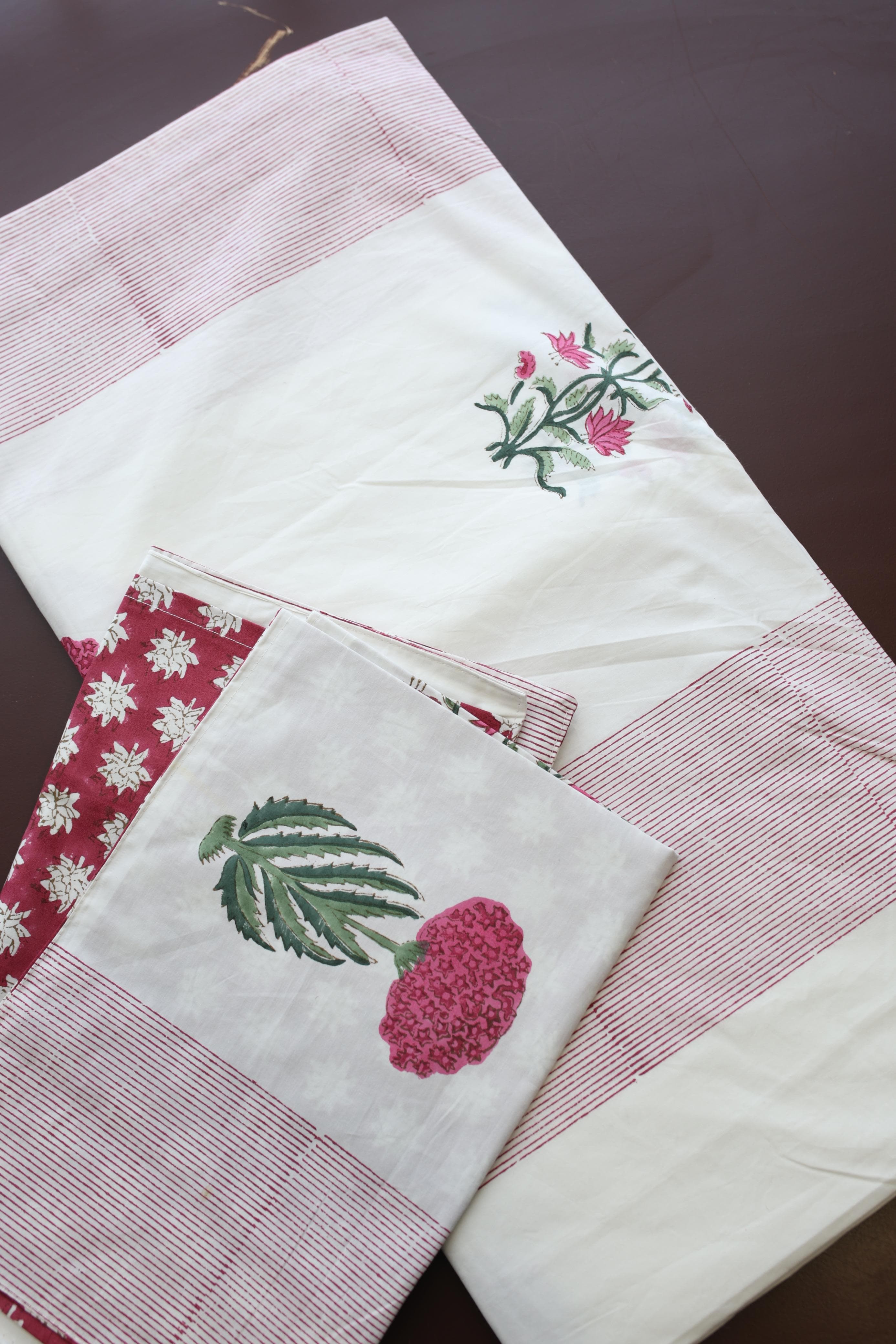 Bedsheets - King percale cotton handblock soft lily  bedsheets