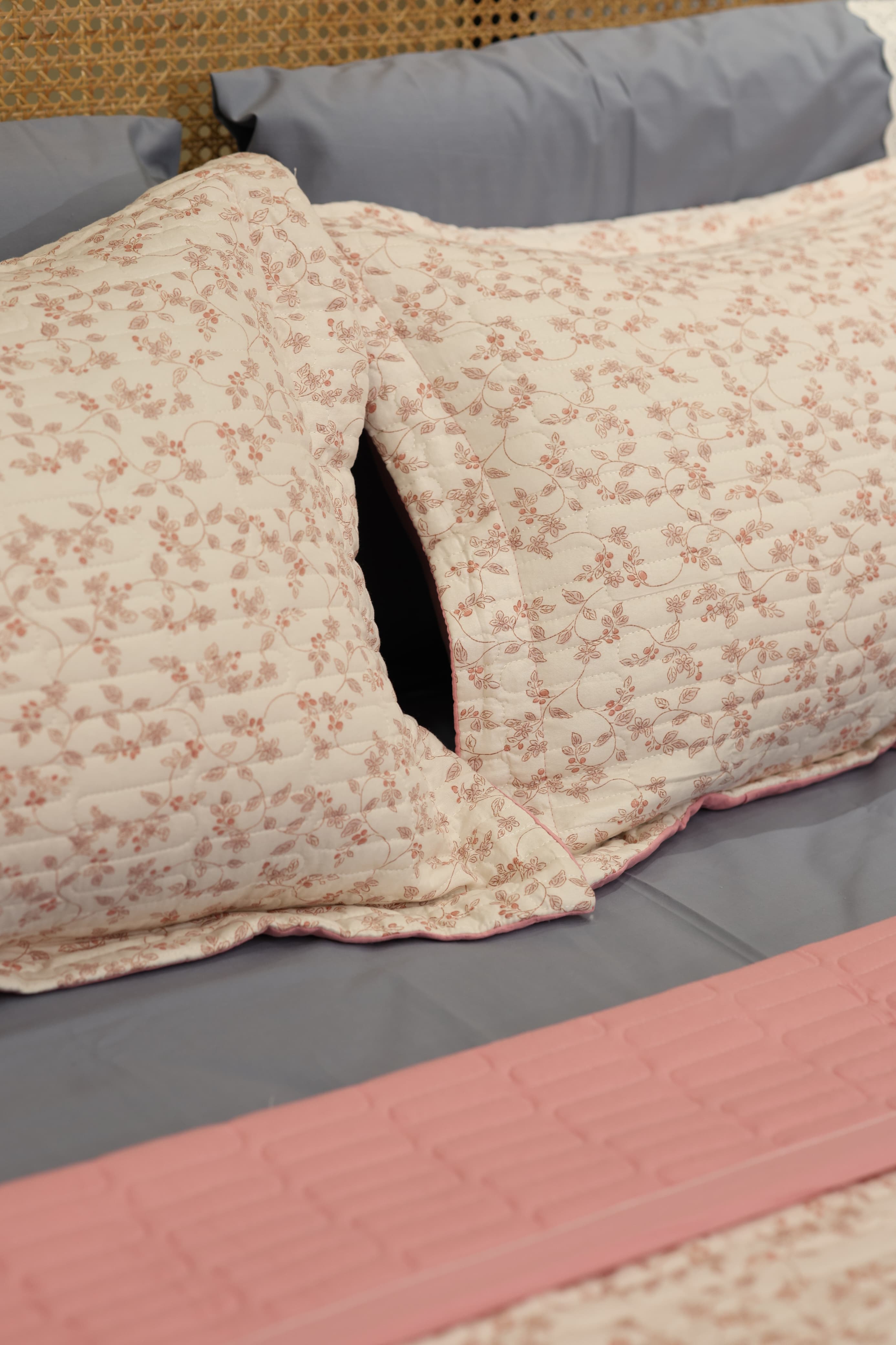 Premium bedcover