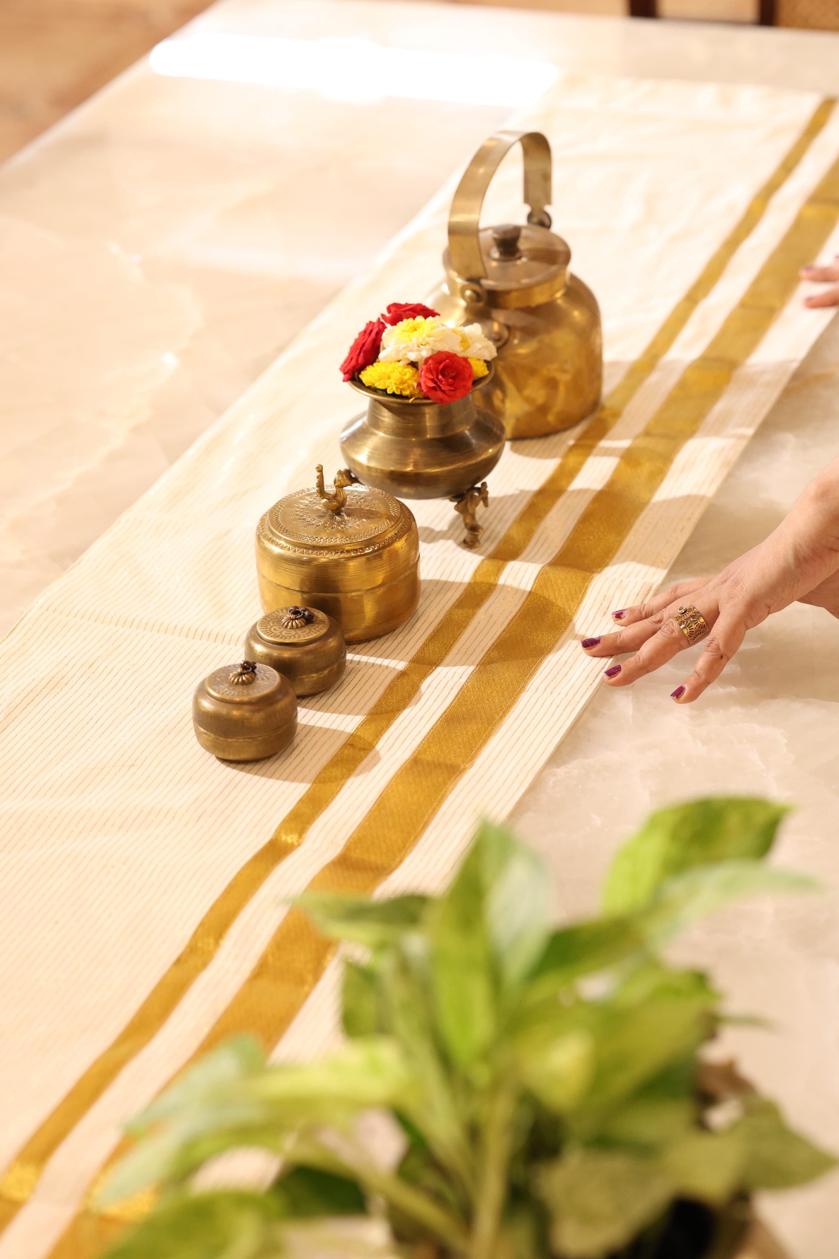 Onam Striped Table Runner - 6 seater