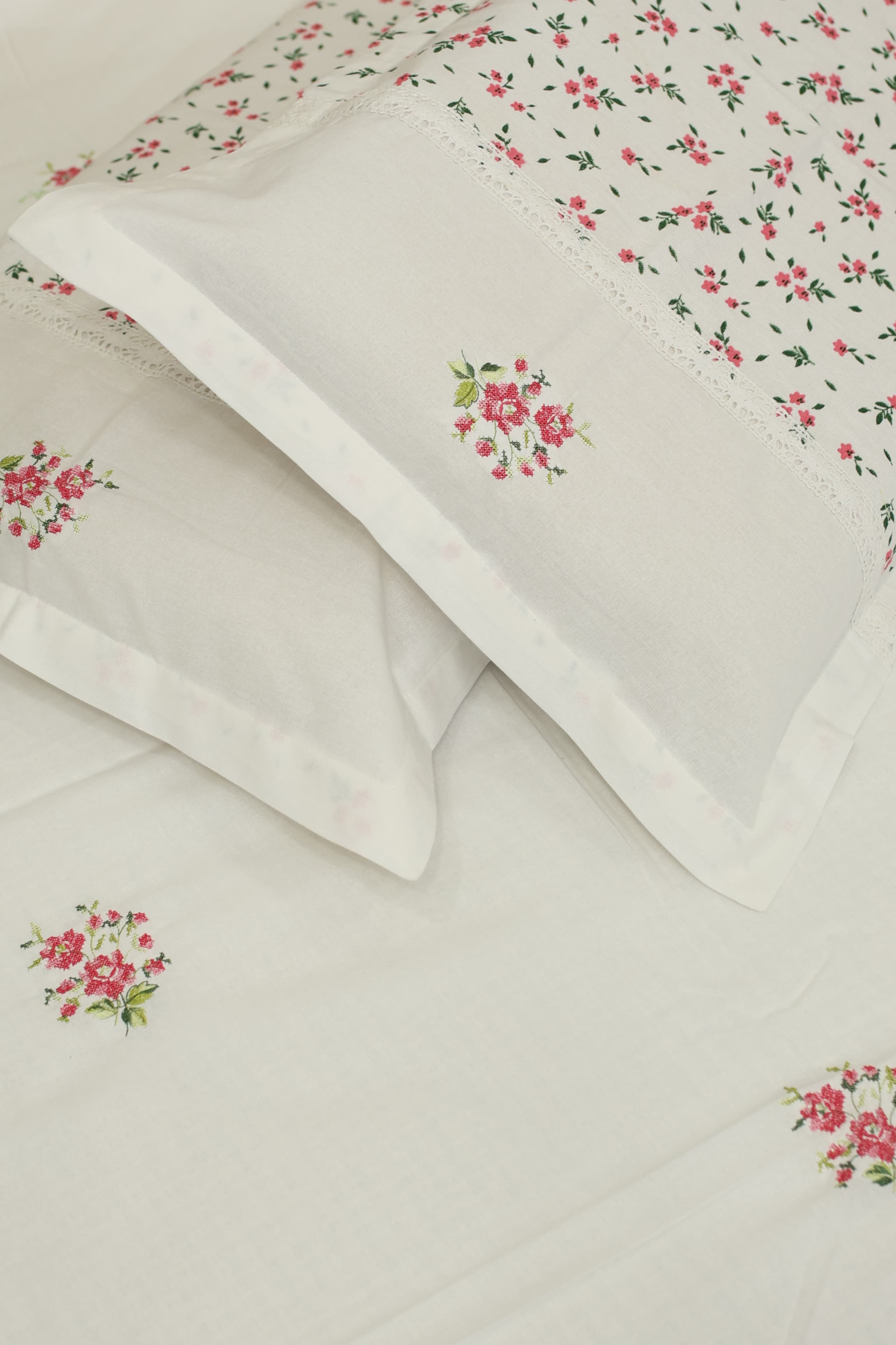 Floral Print & Cross-Stitch Embroidery Handloom Cotton Bedspread Set