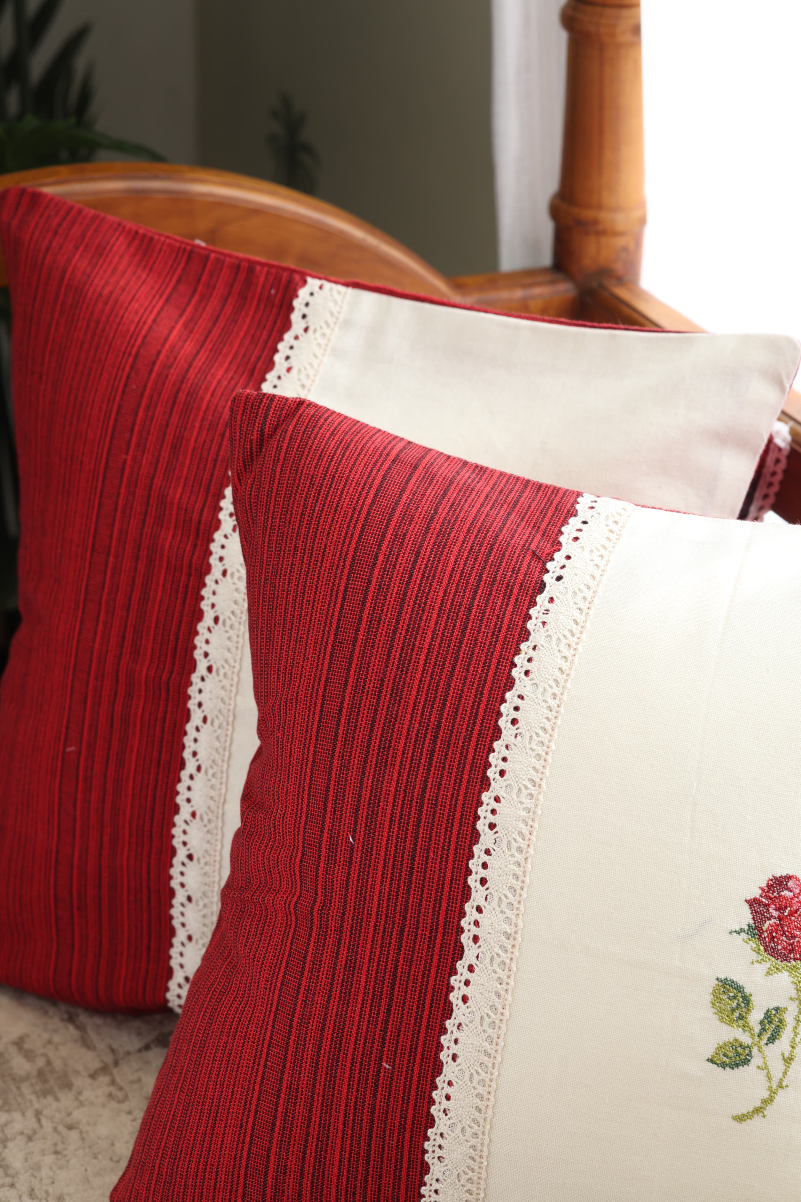 Cushion covers - Rose  Cross stitch embroidery - Xmas edition