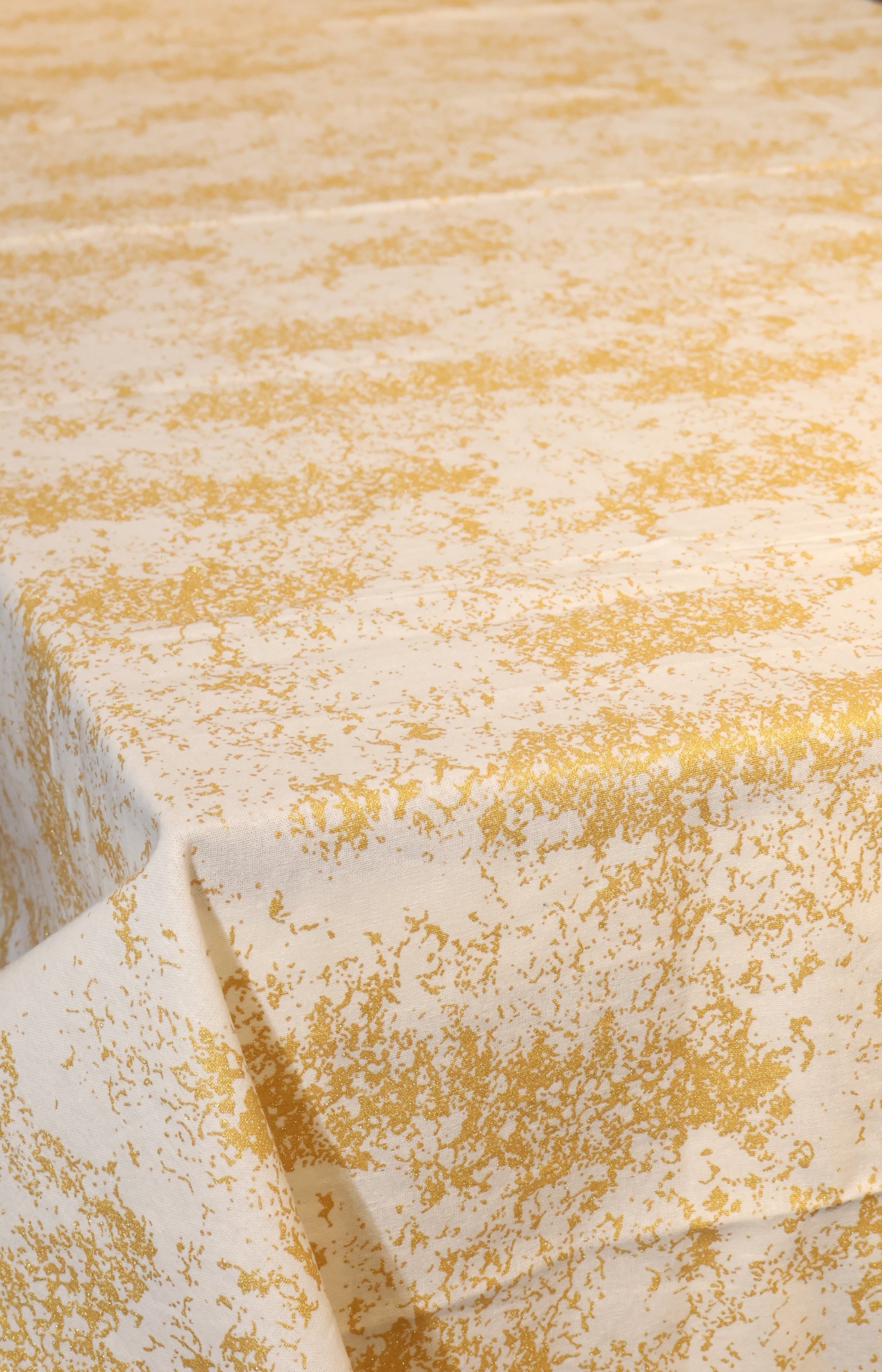 Table cloth -4 seater (152cm*138cm)