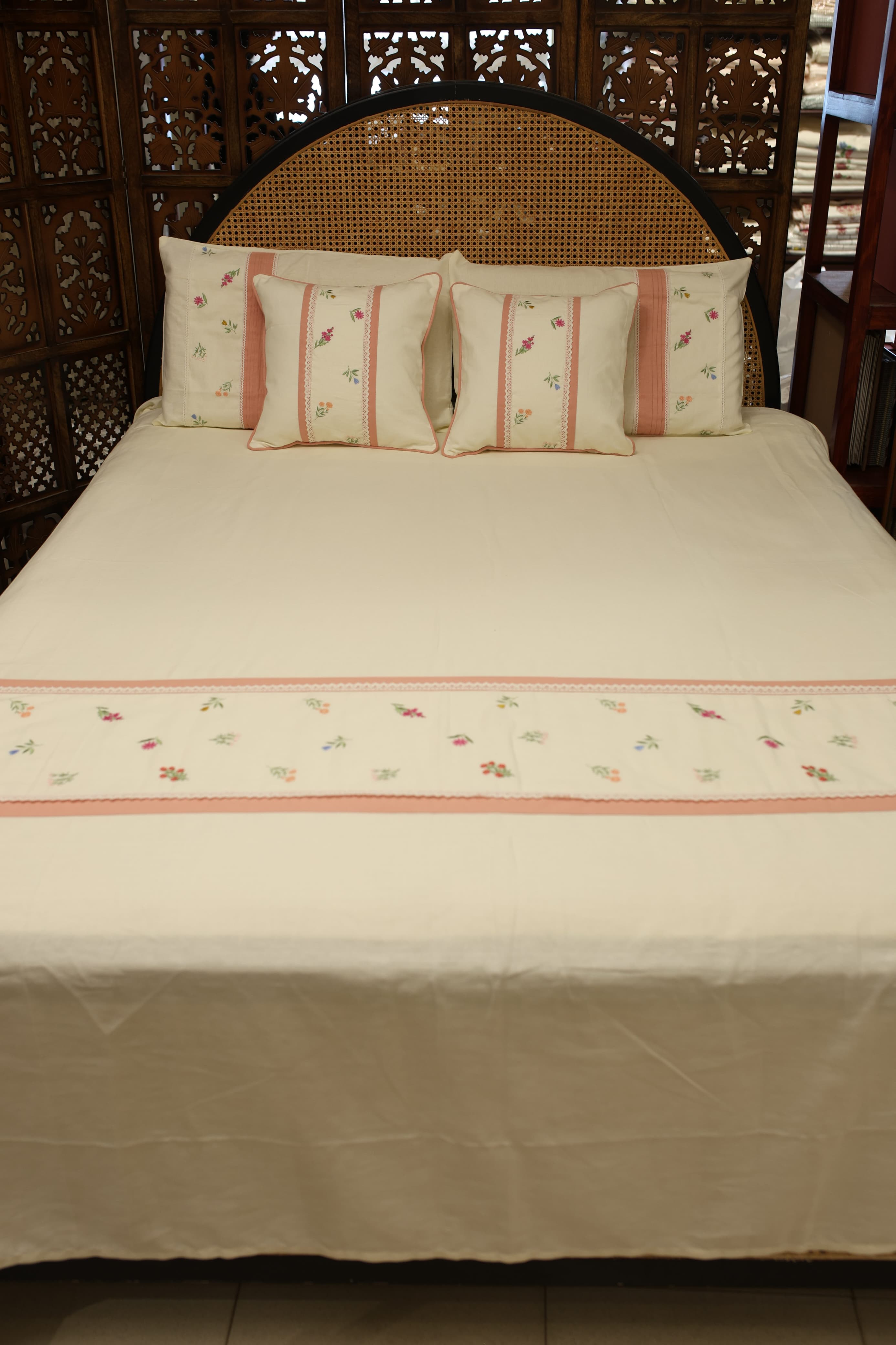 Bedsheets - King premium Machine Embroidery Bedsheet multi
