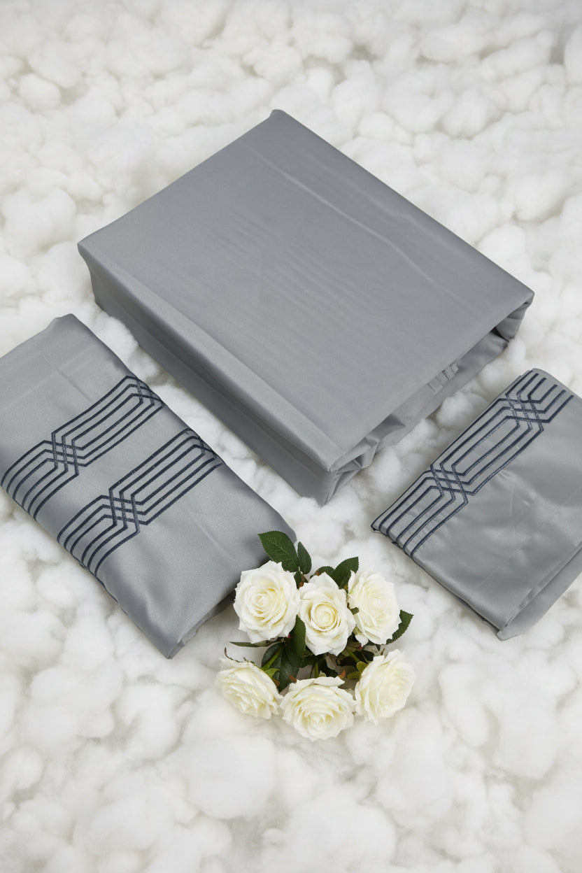 Bedsheets - Queen premium satin silk bedsheets| 240cm * 275cm