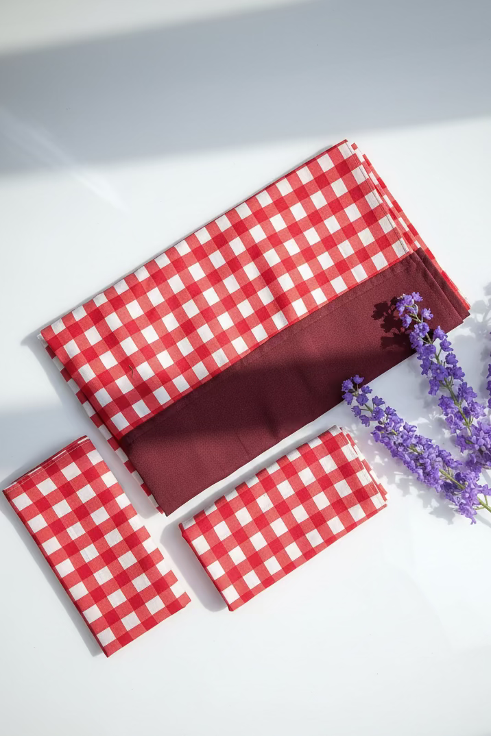 Bedsheets - Queen daily use border bedsheets