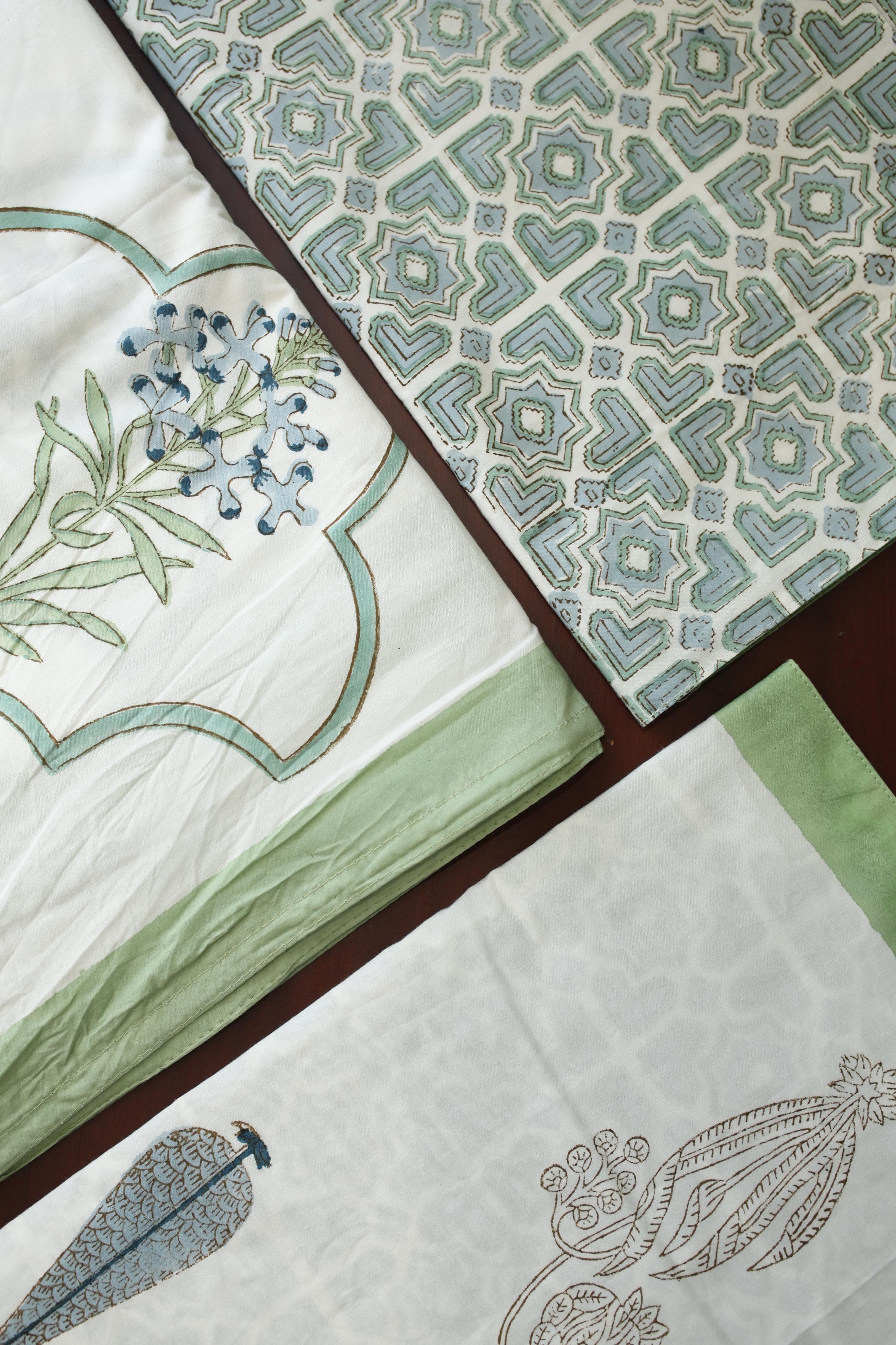 Bedsheets - King percale cotton handblock white lily  bedsheets