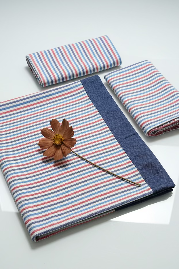 Bedsheets-Queen daily use border bedsheets