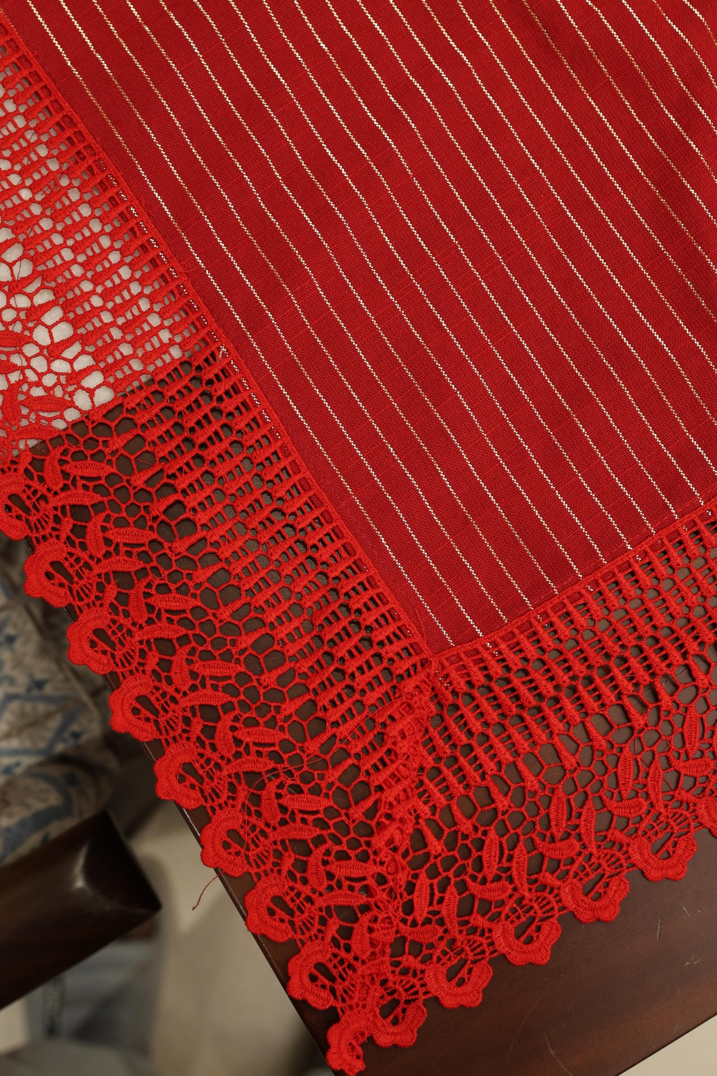 Table cloths - 6 seater Xmas edition