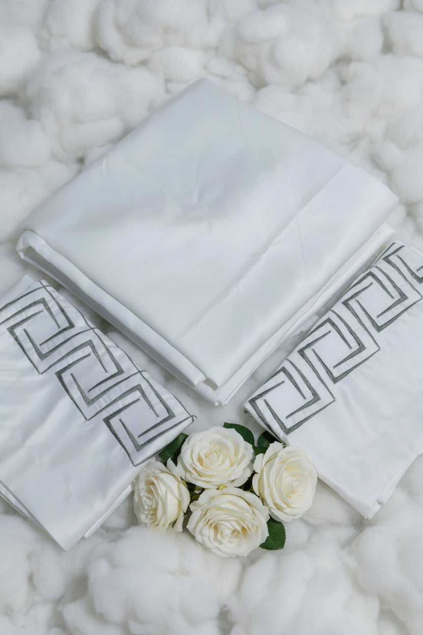 Bedsheets - Queen premium satin silk bedsheets| 240cm * 275cm
