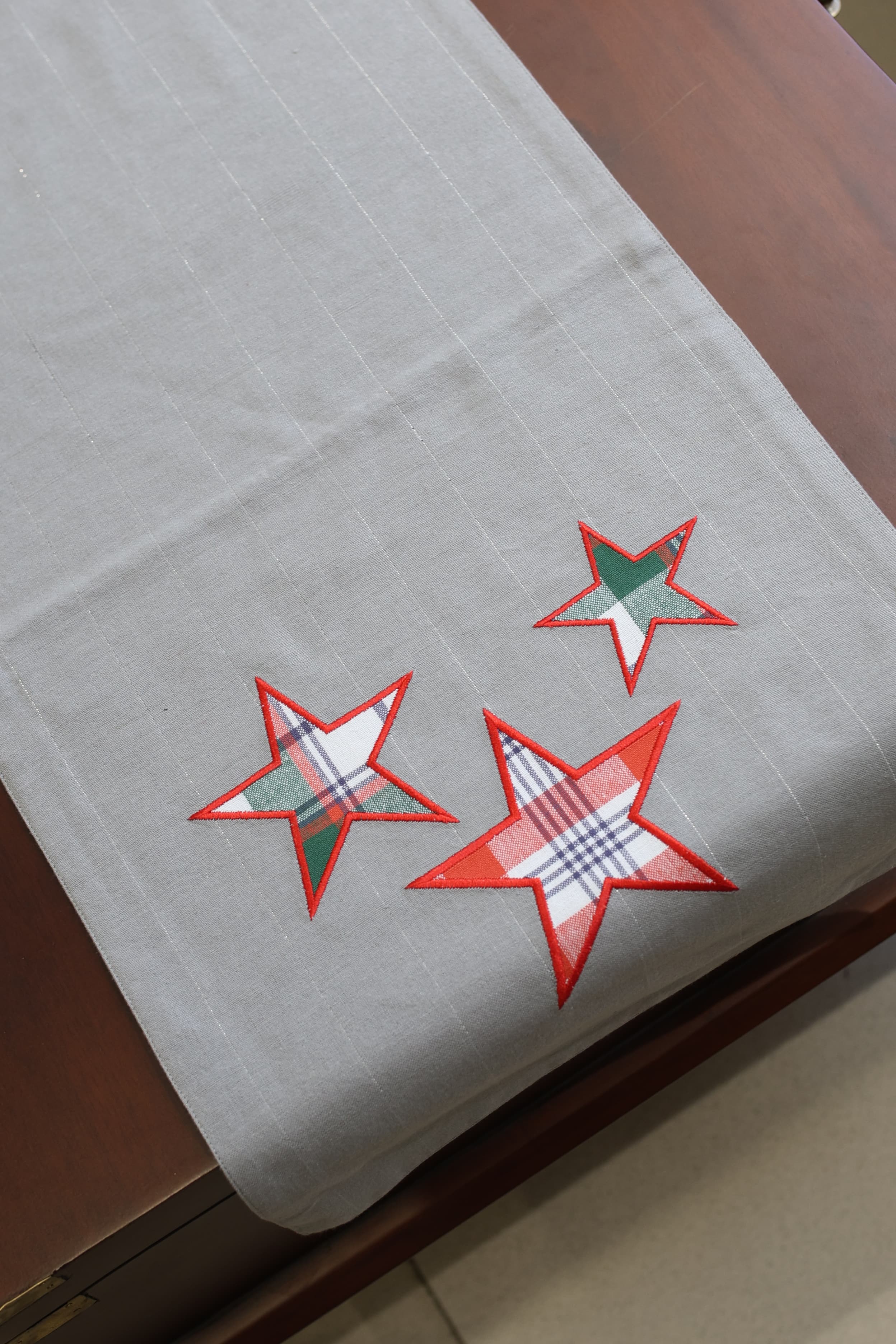 Table Runner - 4 Seater Xmas edition