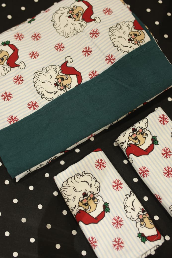 Bedsheets - Queen daily use border bedsheets