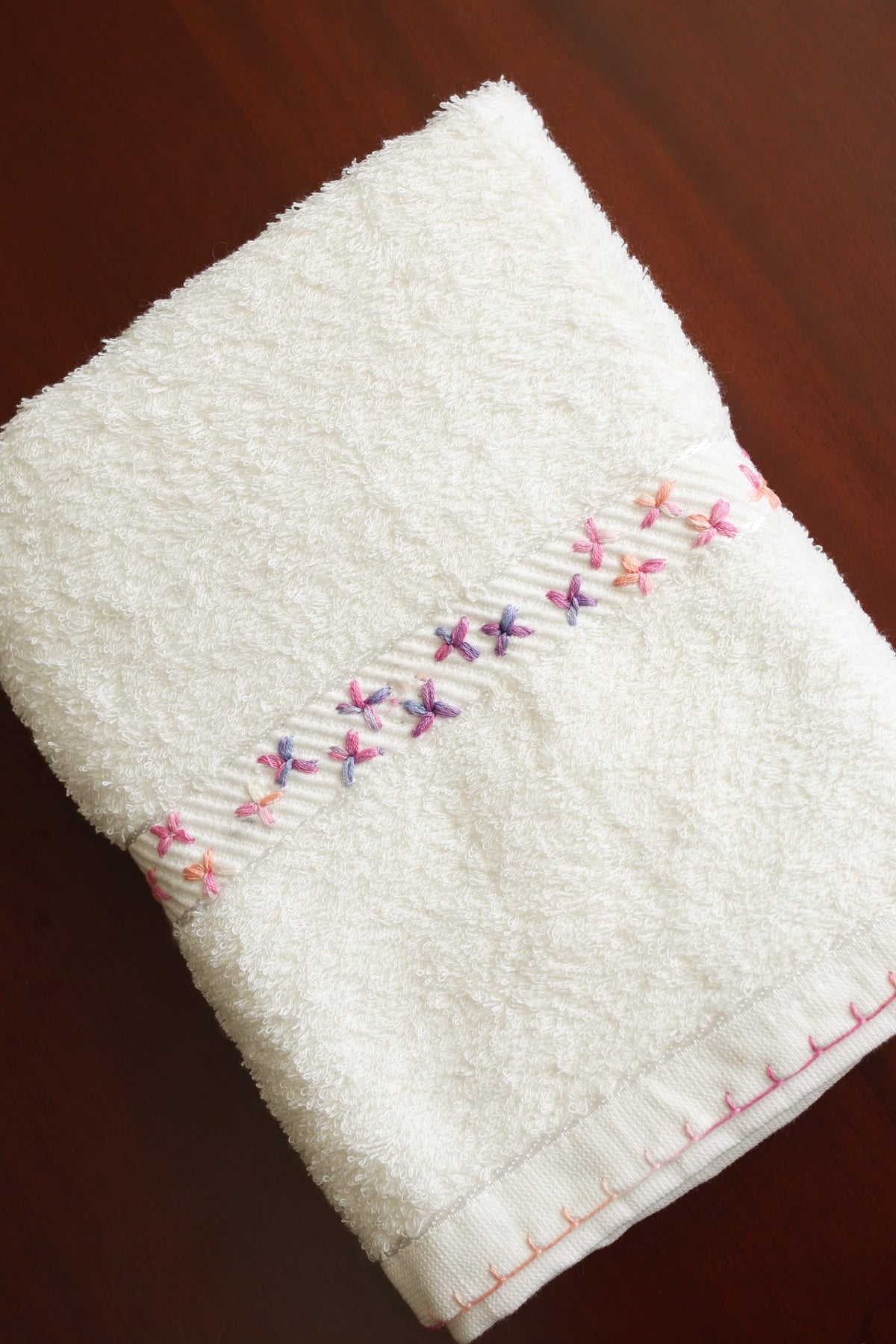 Towels:Embroidered Turkey towels